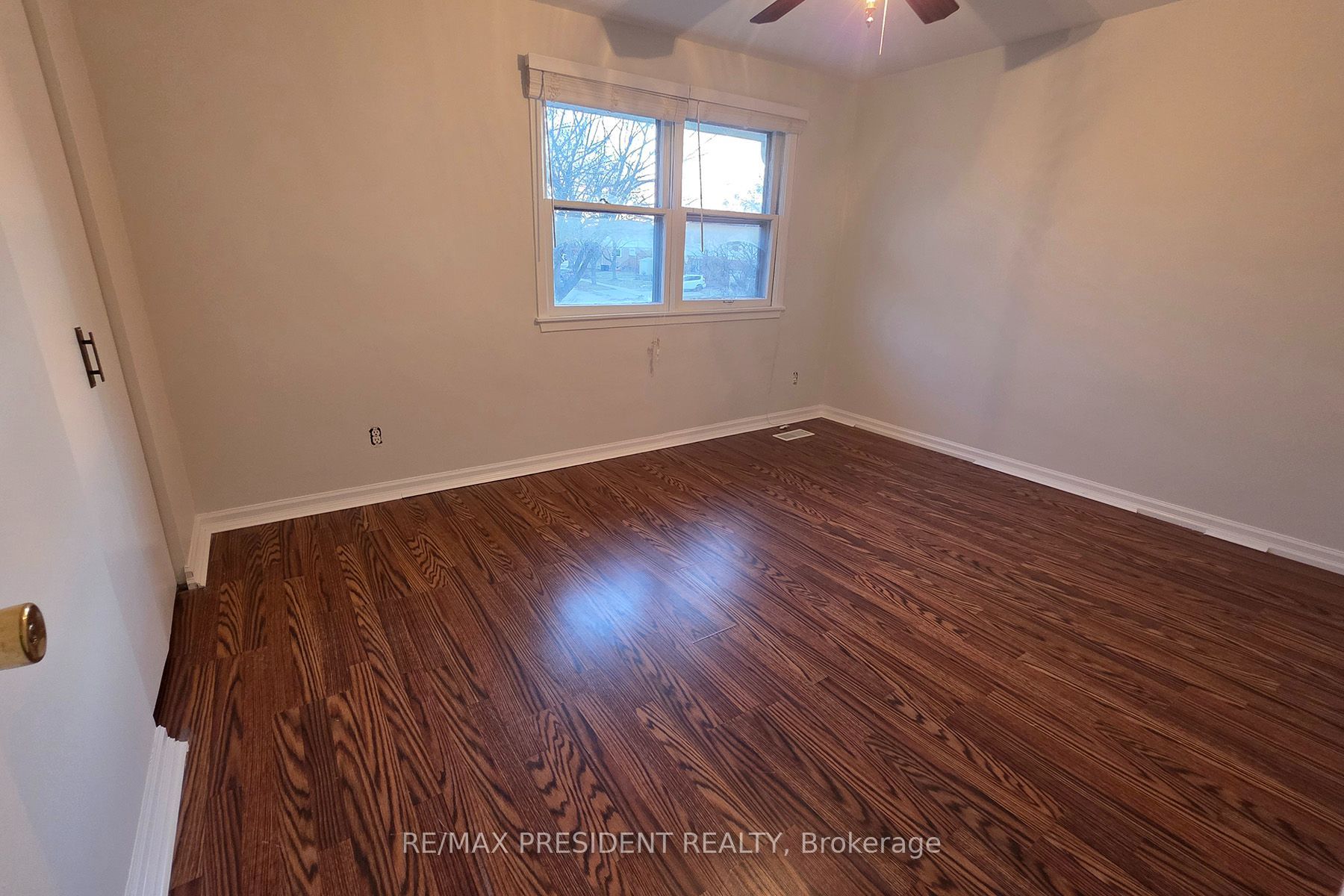564 Brookhaven Crescent Property Photo 17
