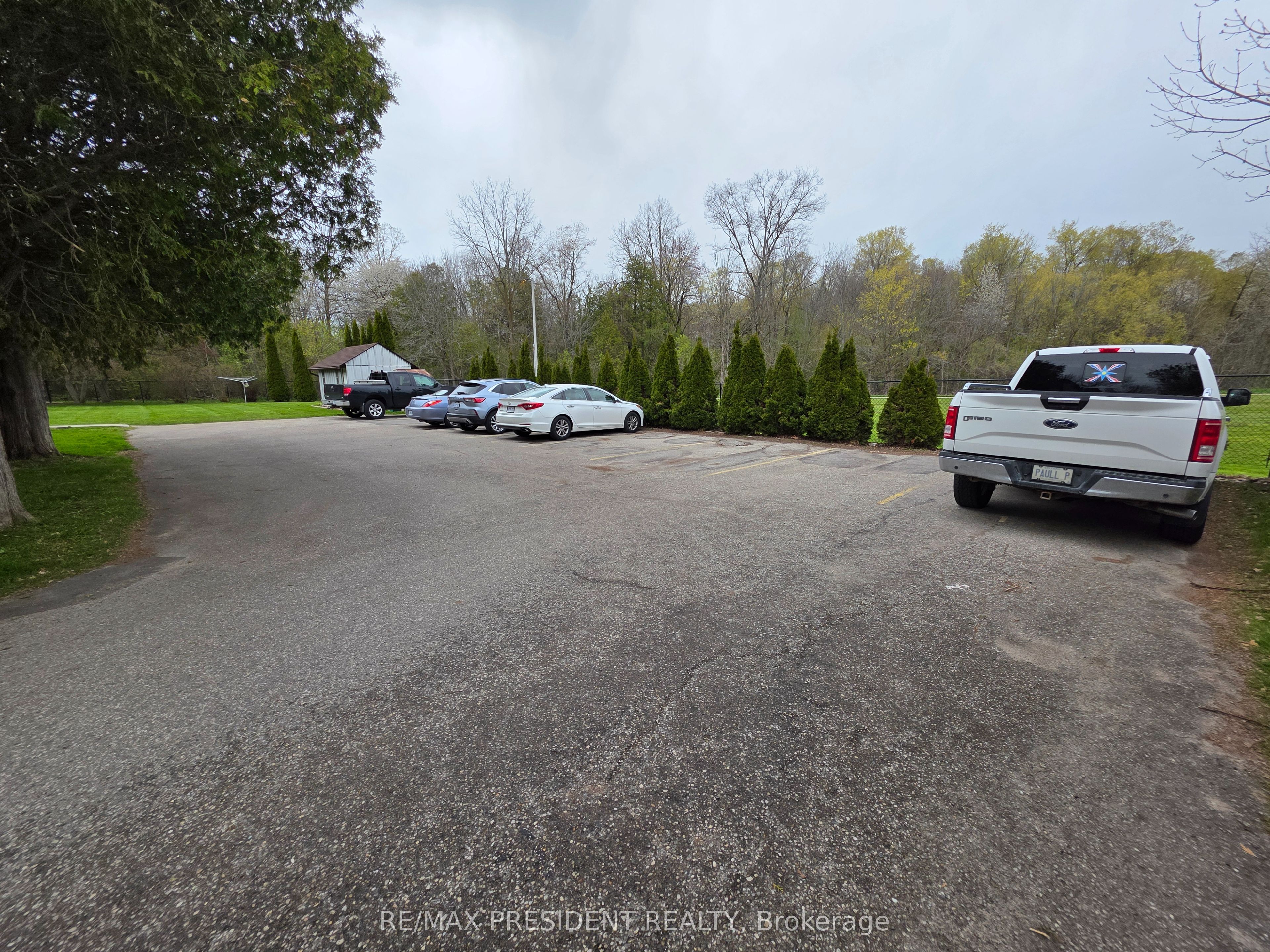 564 Brookhaven Crescent Property Photo 36