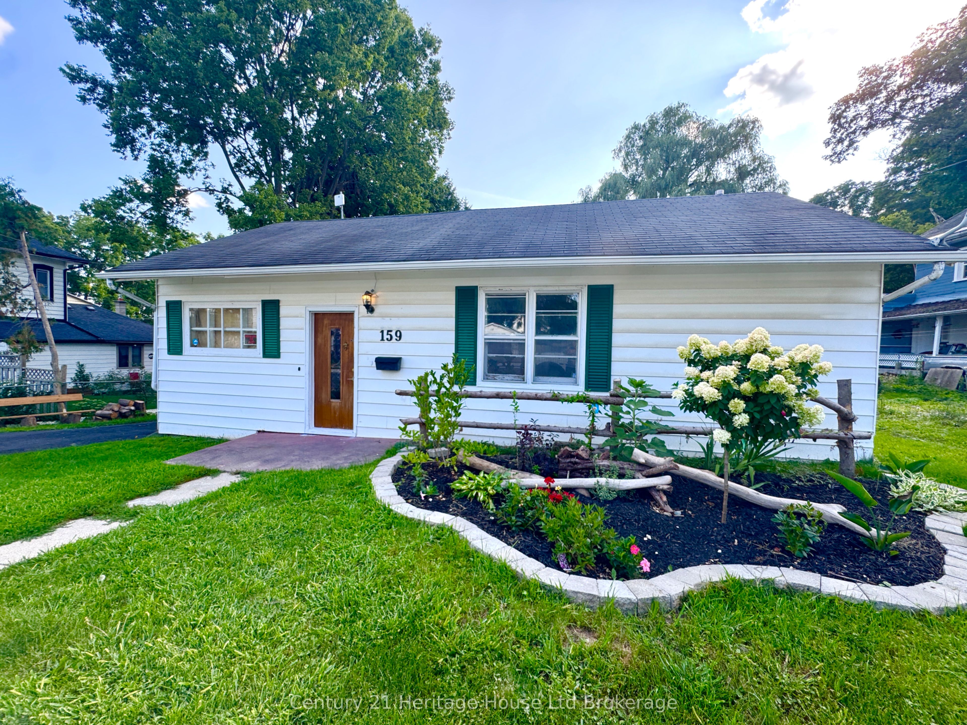 159 John Street Property Photo 1