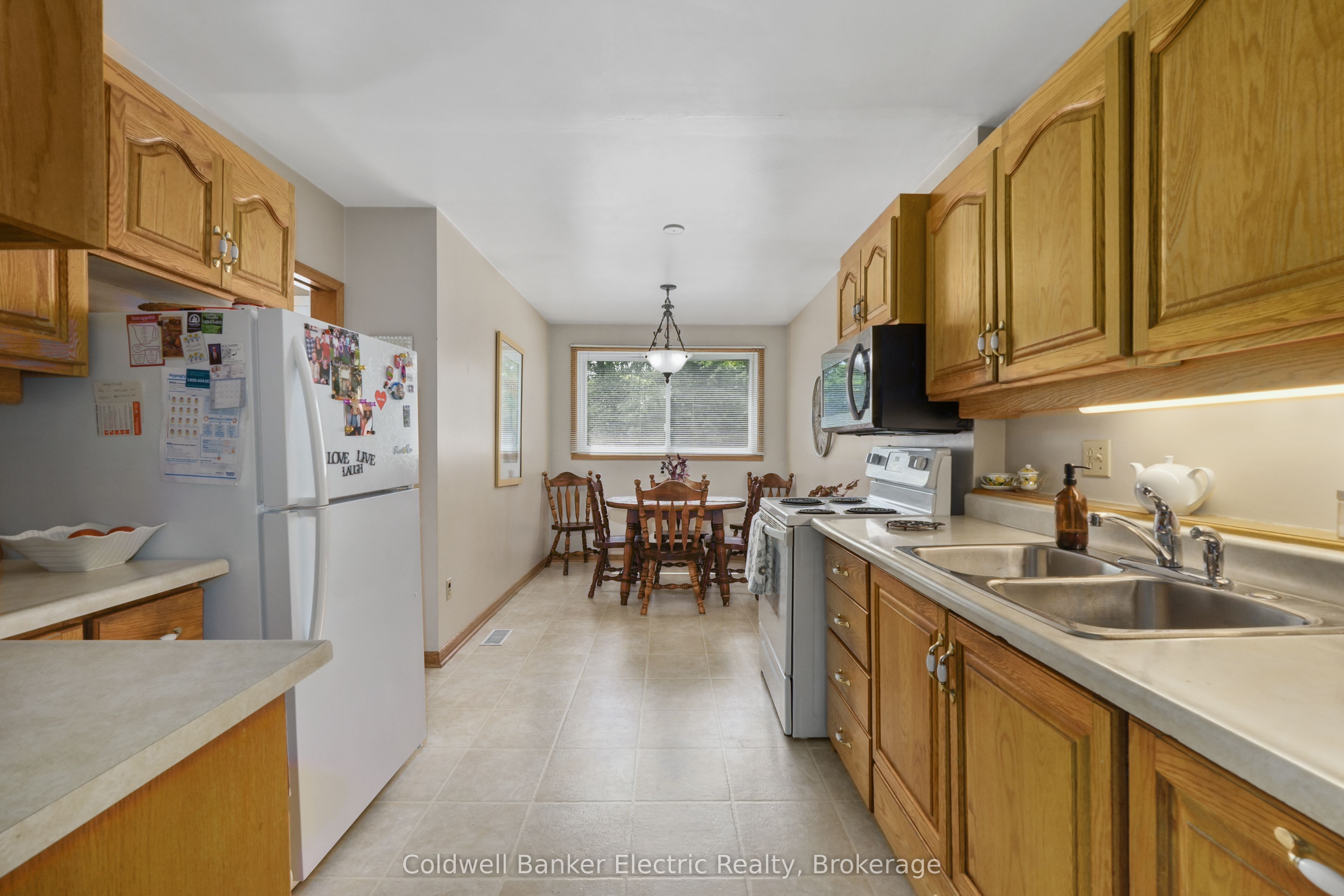 1219 Edmison Drive Property Photo 10