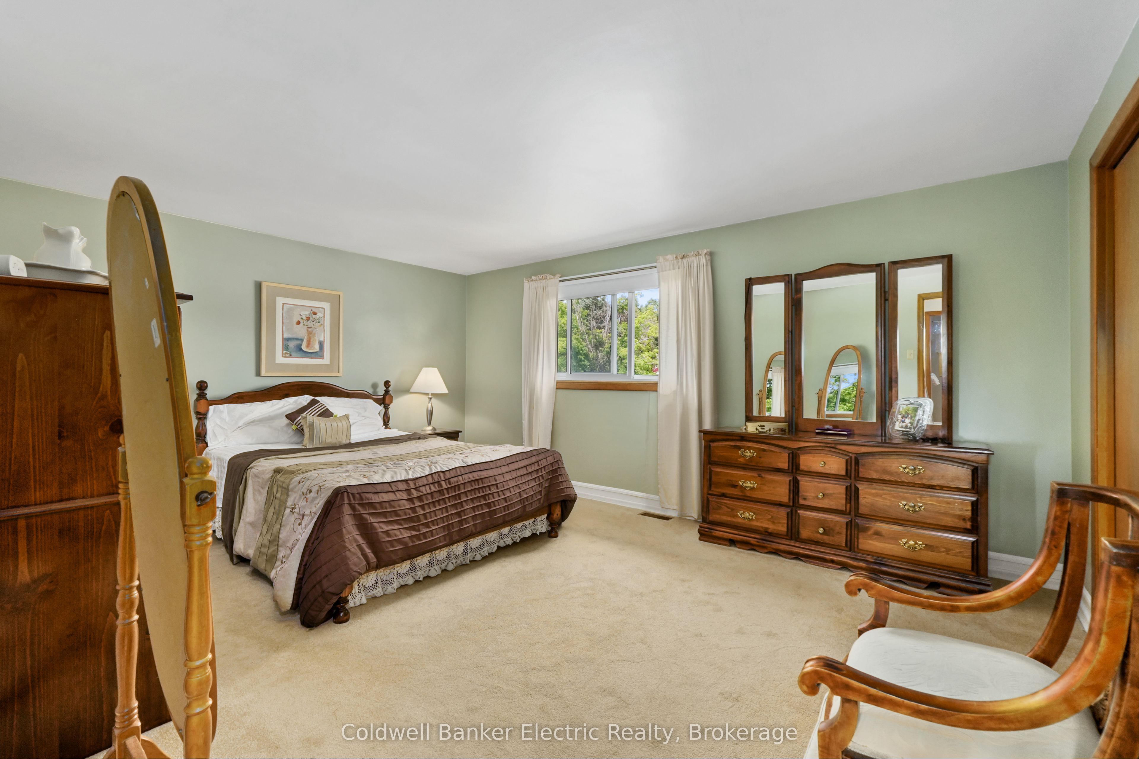 1219 Edmison Drive Property Photo 13