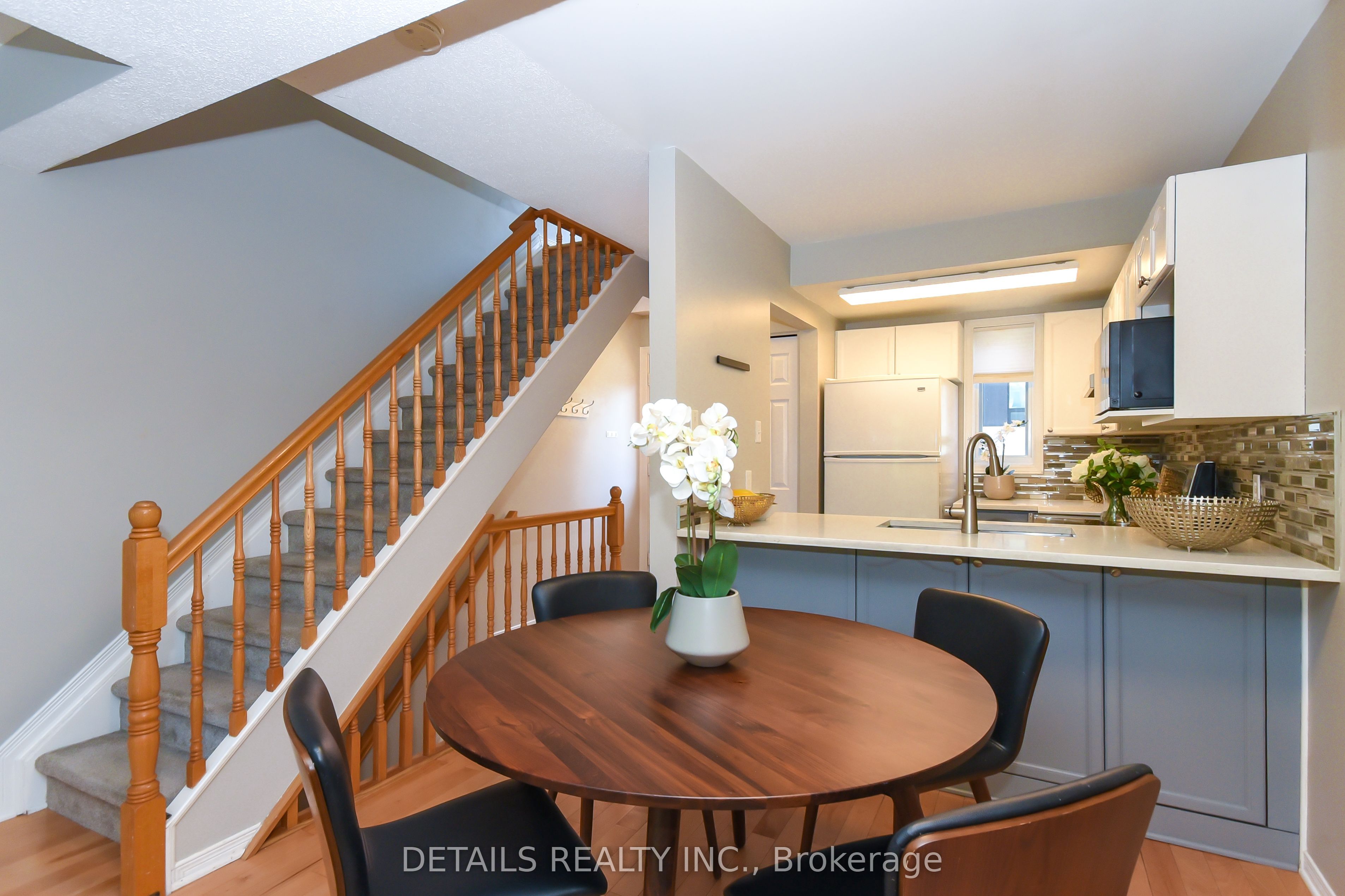 158 Forward Avenue Property Photo 8