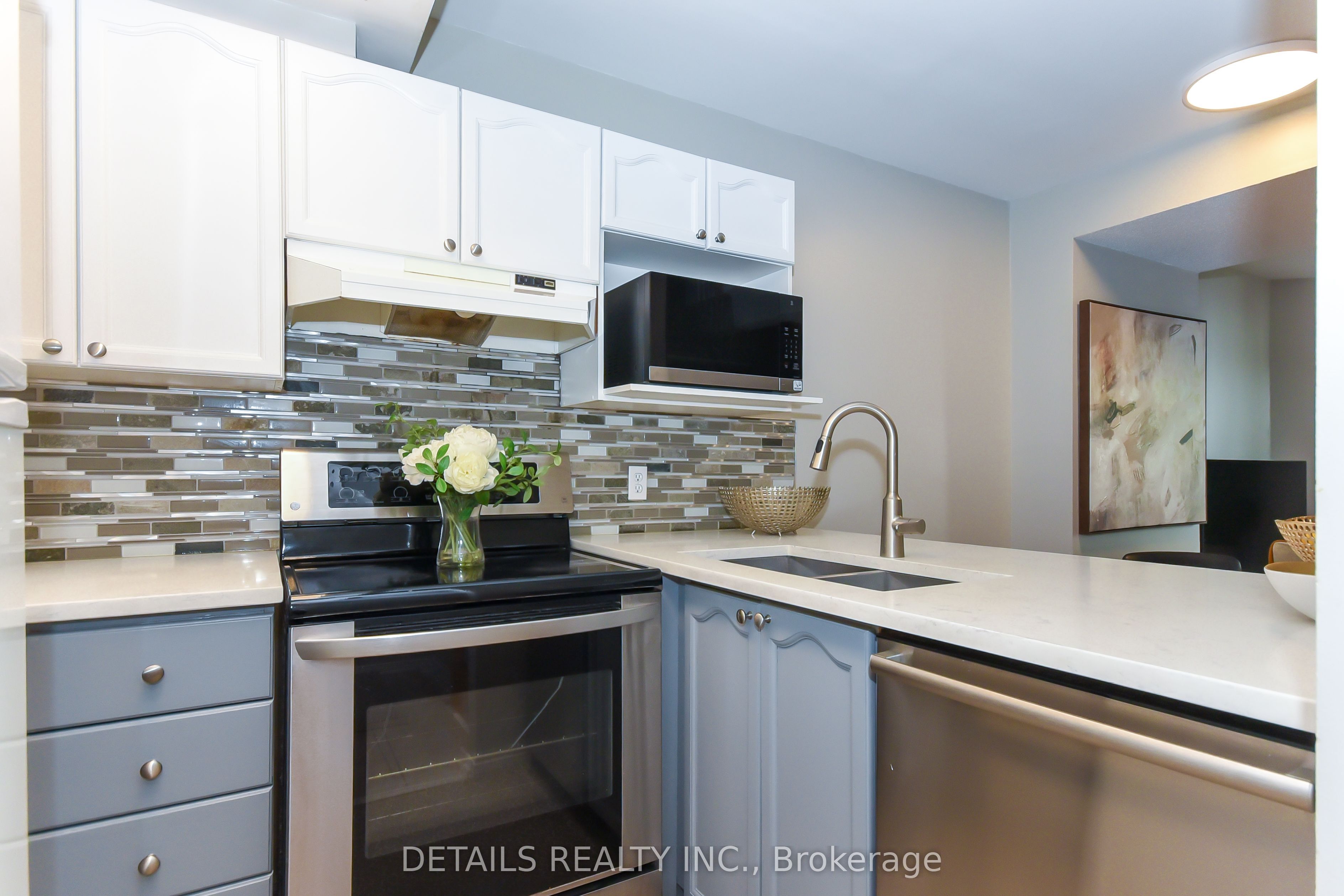 158 Forward Avenue Property Photo 13