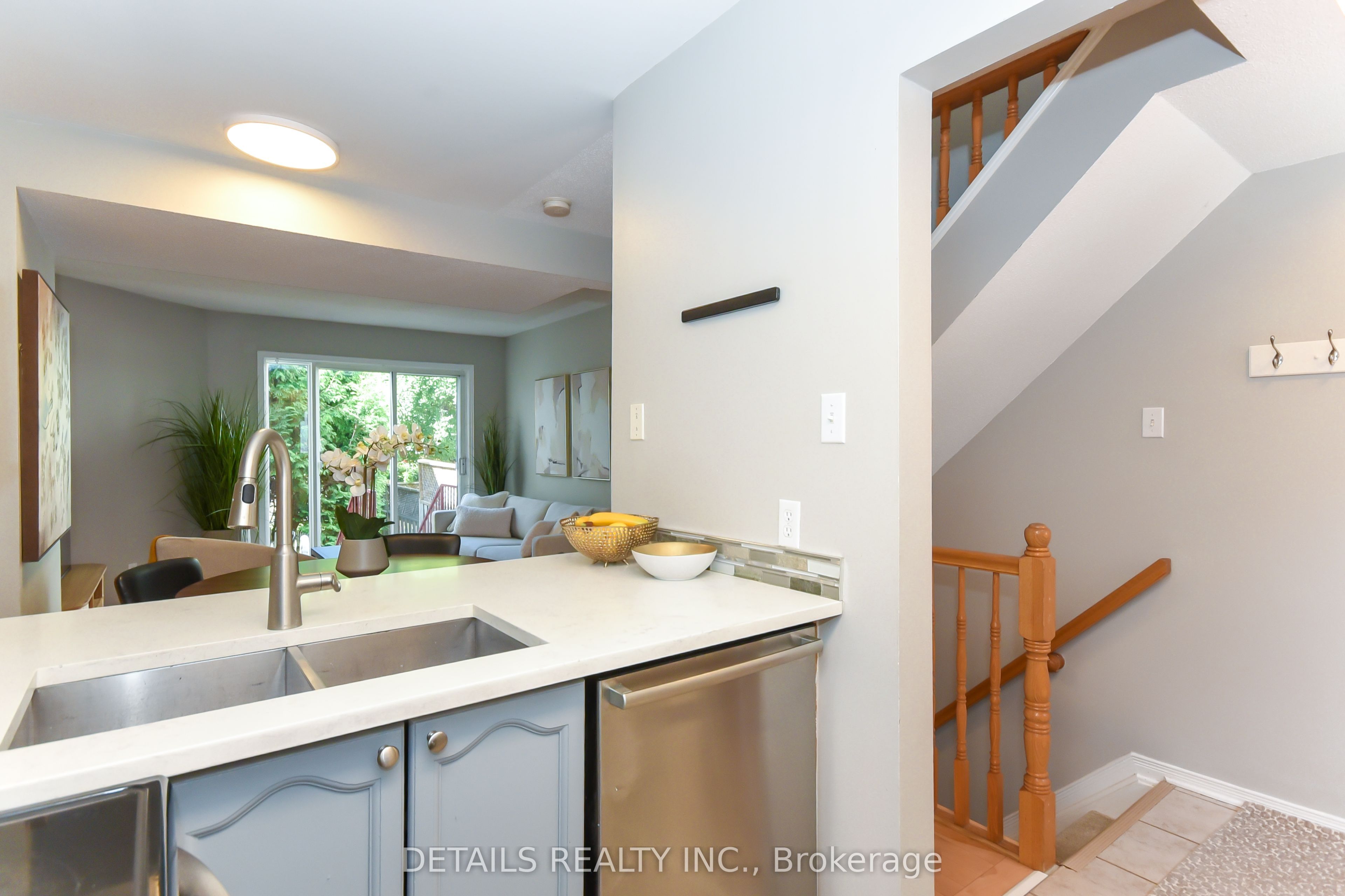 158 Forward Avenue Property Photo 14