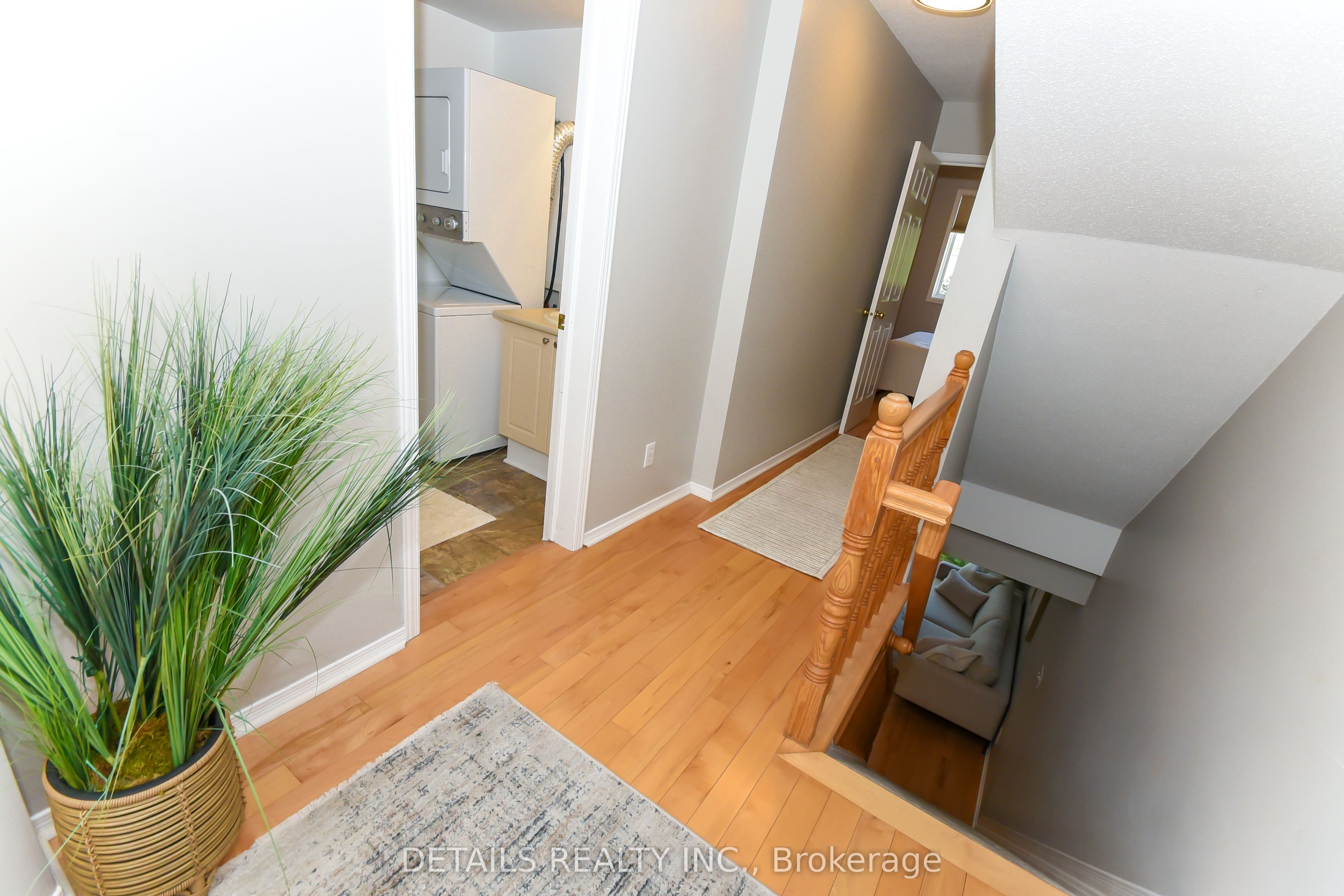 158 Forward Avenue Property Photo 21