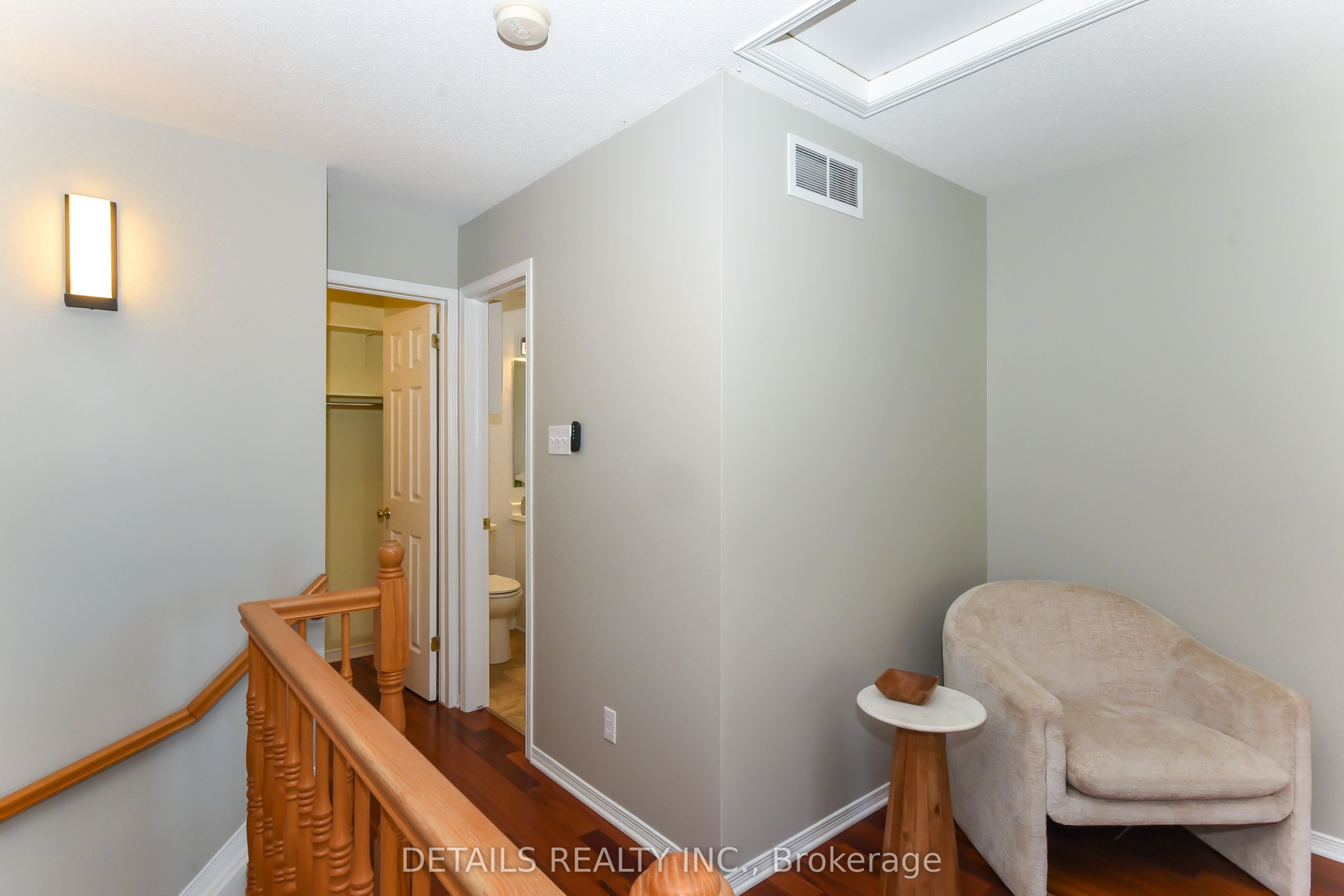 158 Forward Avenue Property Photo 34