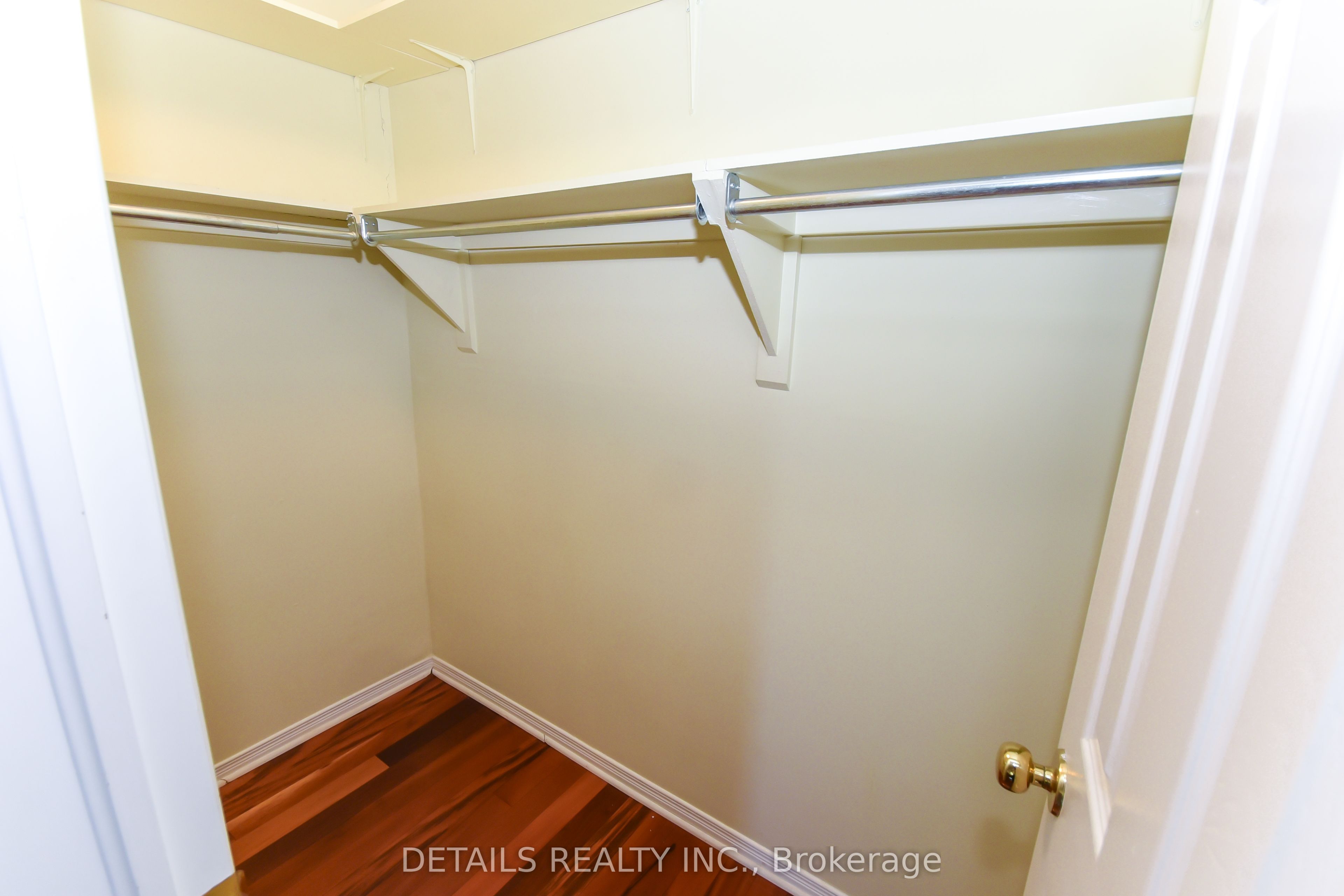 158 Forward Avenue Property Photo 35