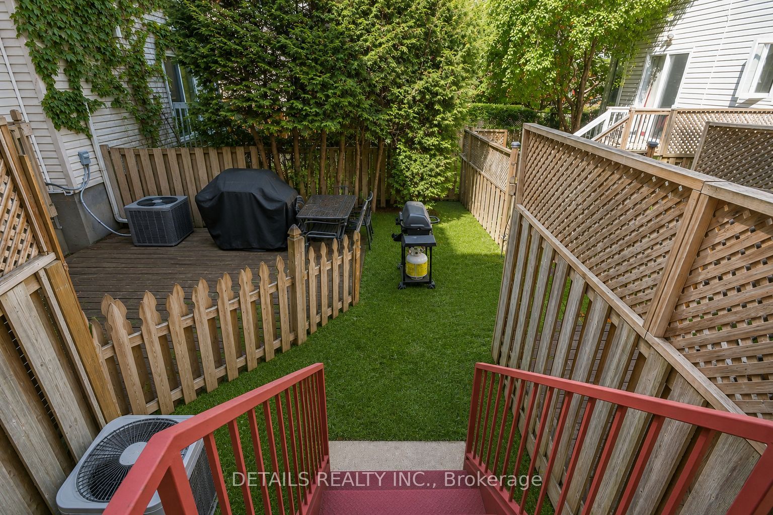 158 Forward Avenue Property Photo 38