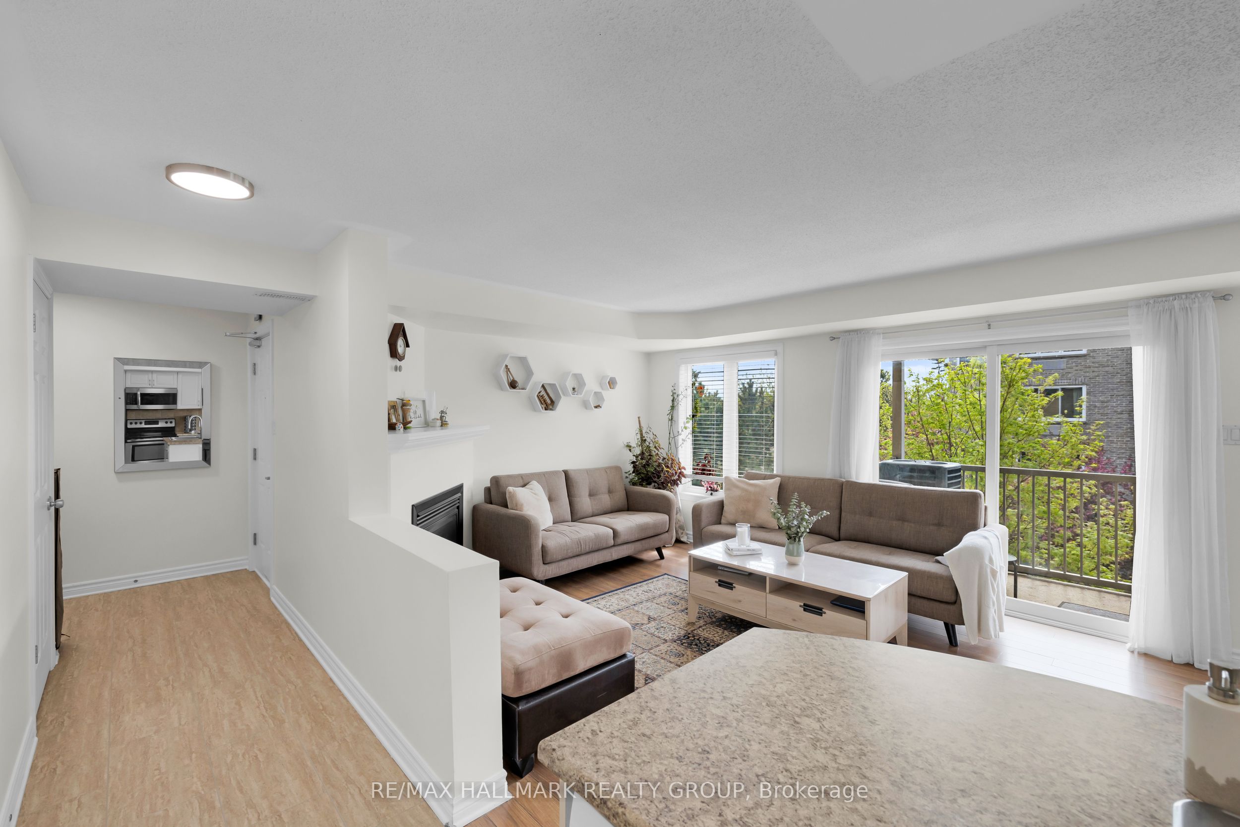 500 Stonefield Private 6 Property Photo 6