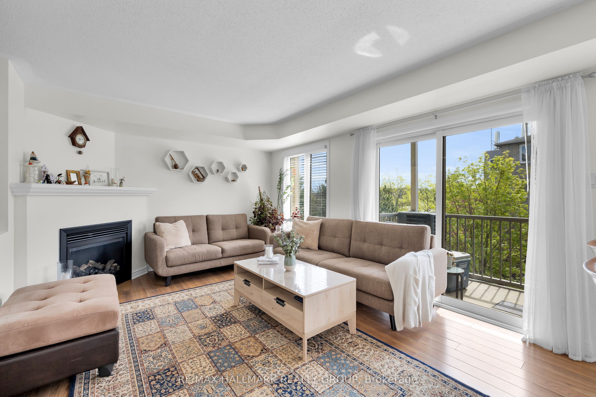 500 Stonefield Private 6 Property Photo 15