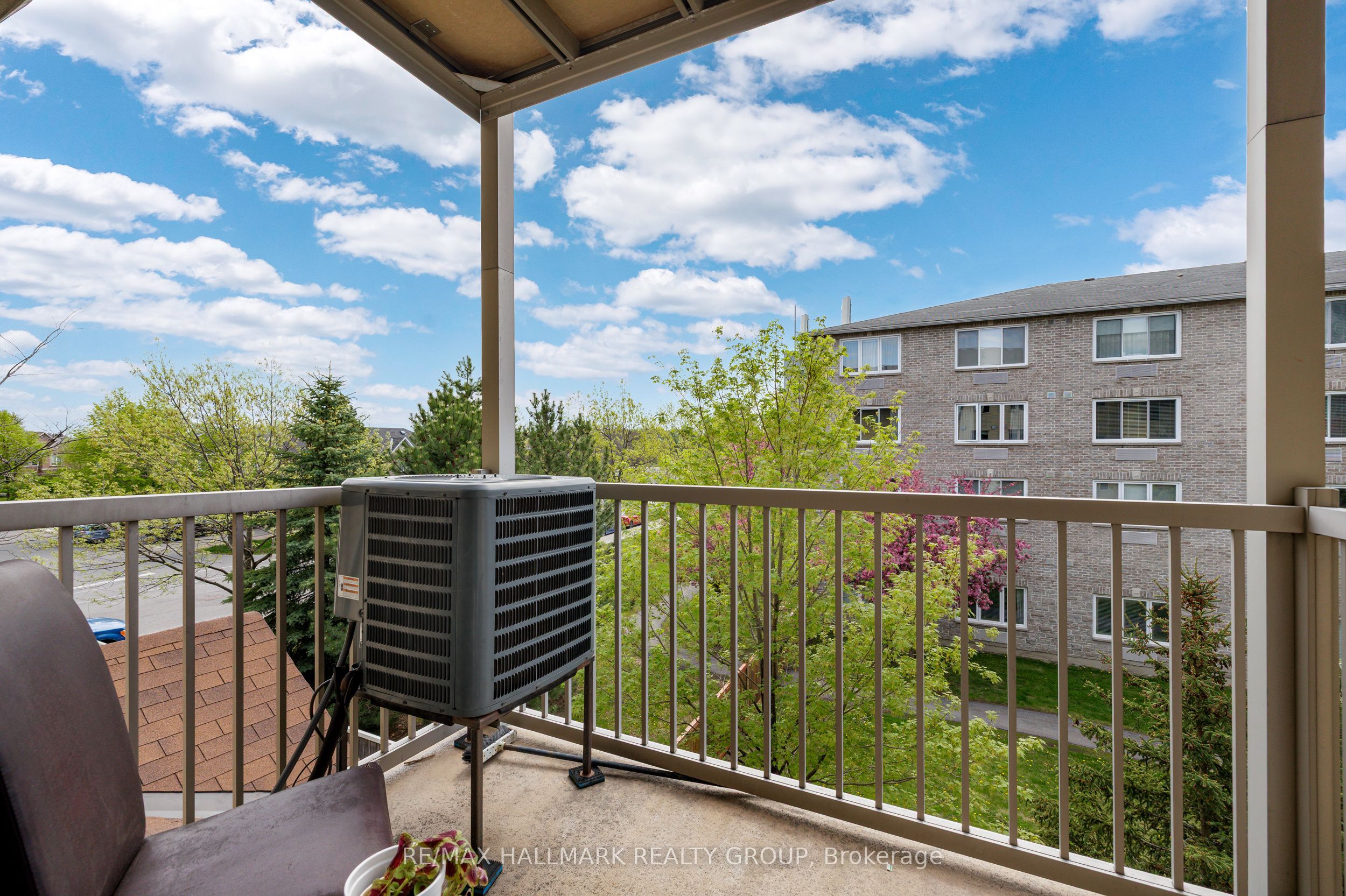 500 Stonefield Private 6 Property Photo 16