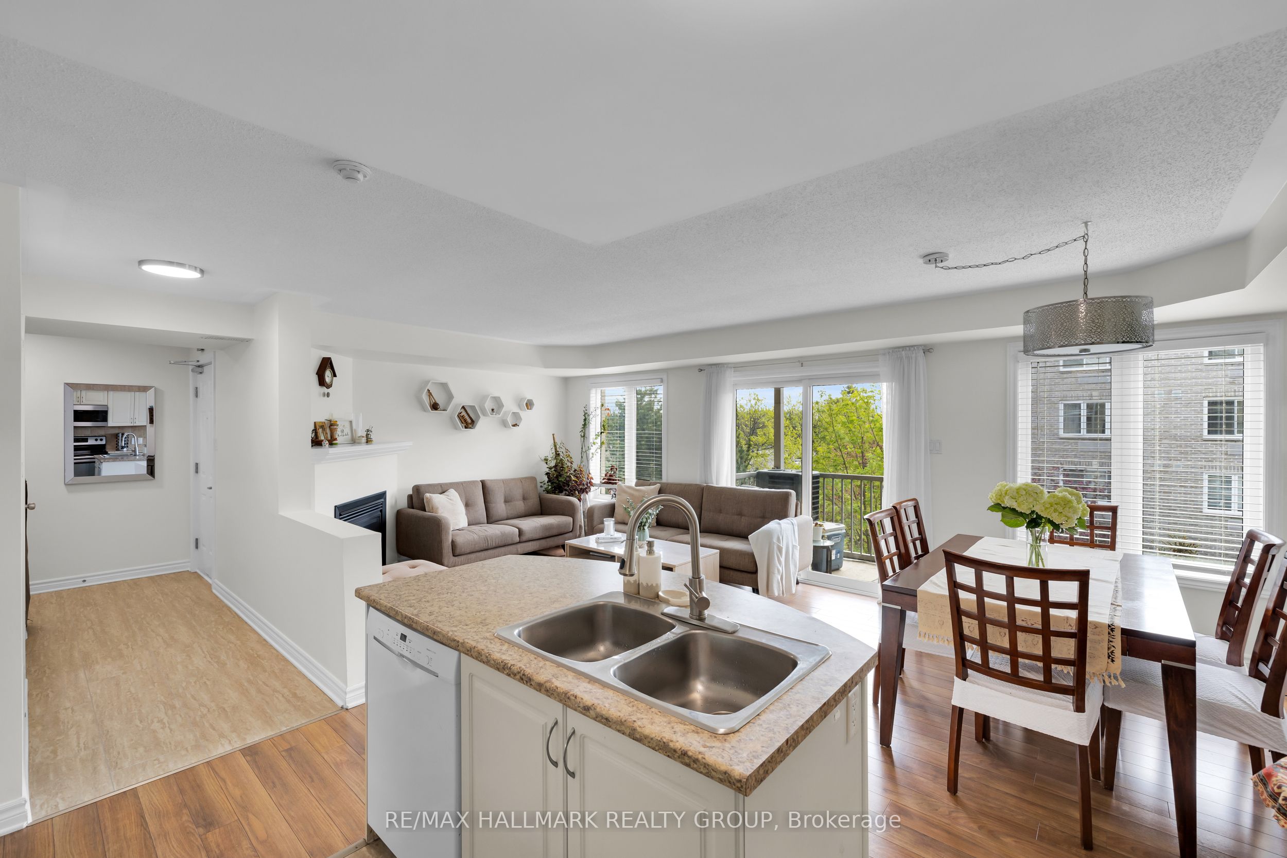 500 Stonefield Private 6 Property Photo 25