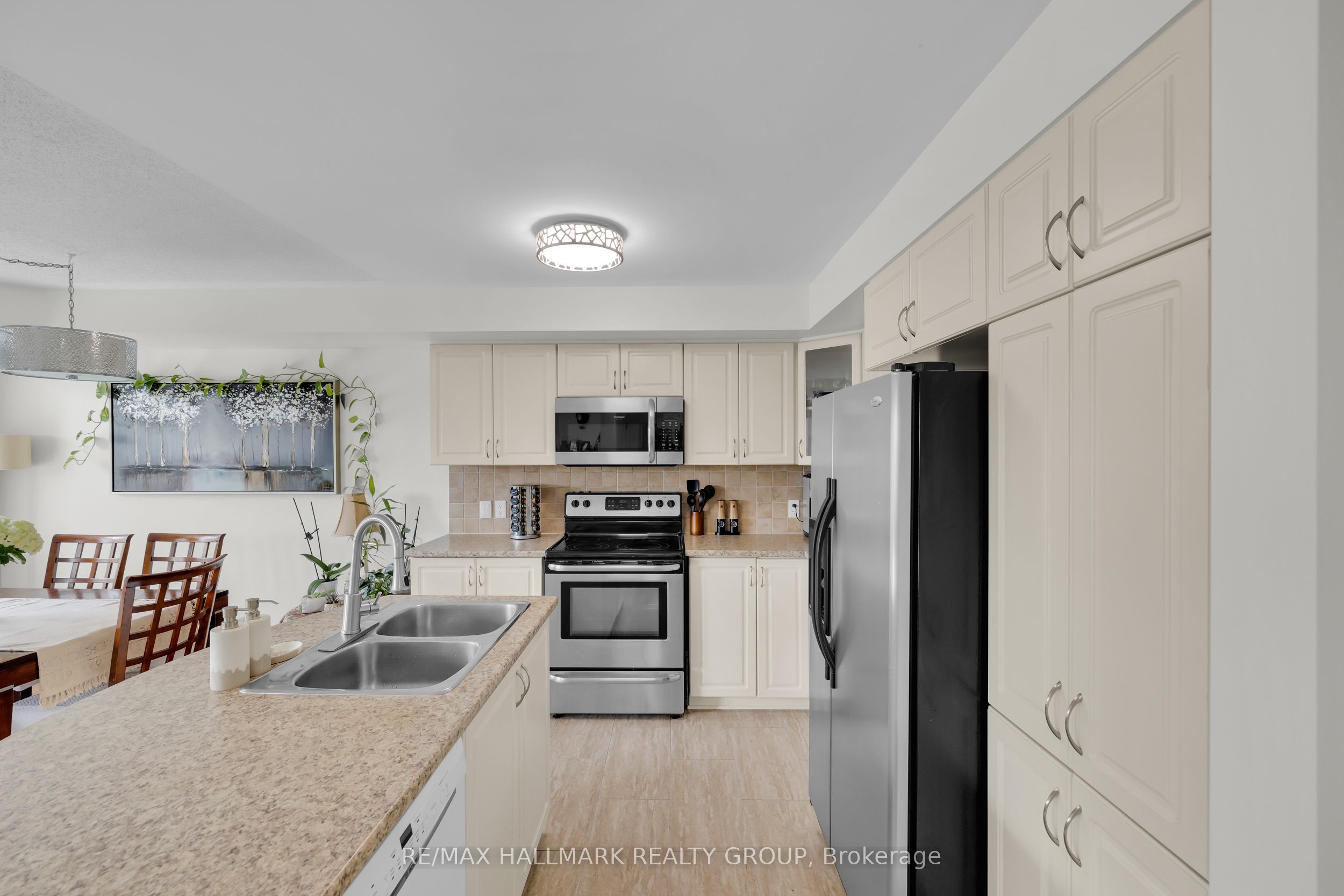 500 Stonefield Private 6 Property Photo 26