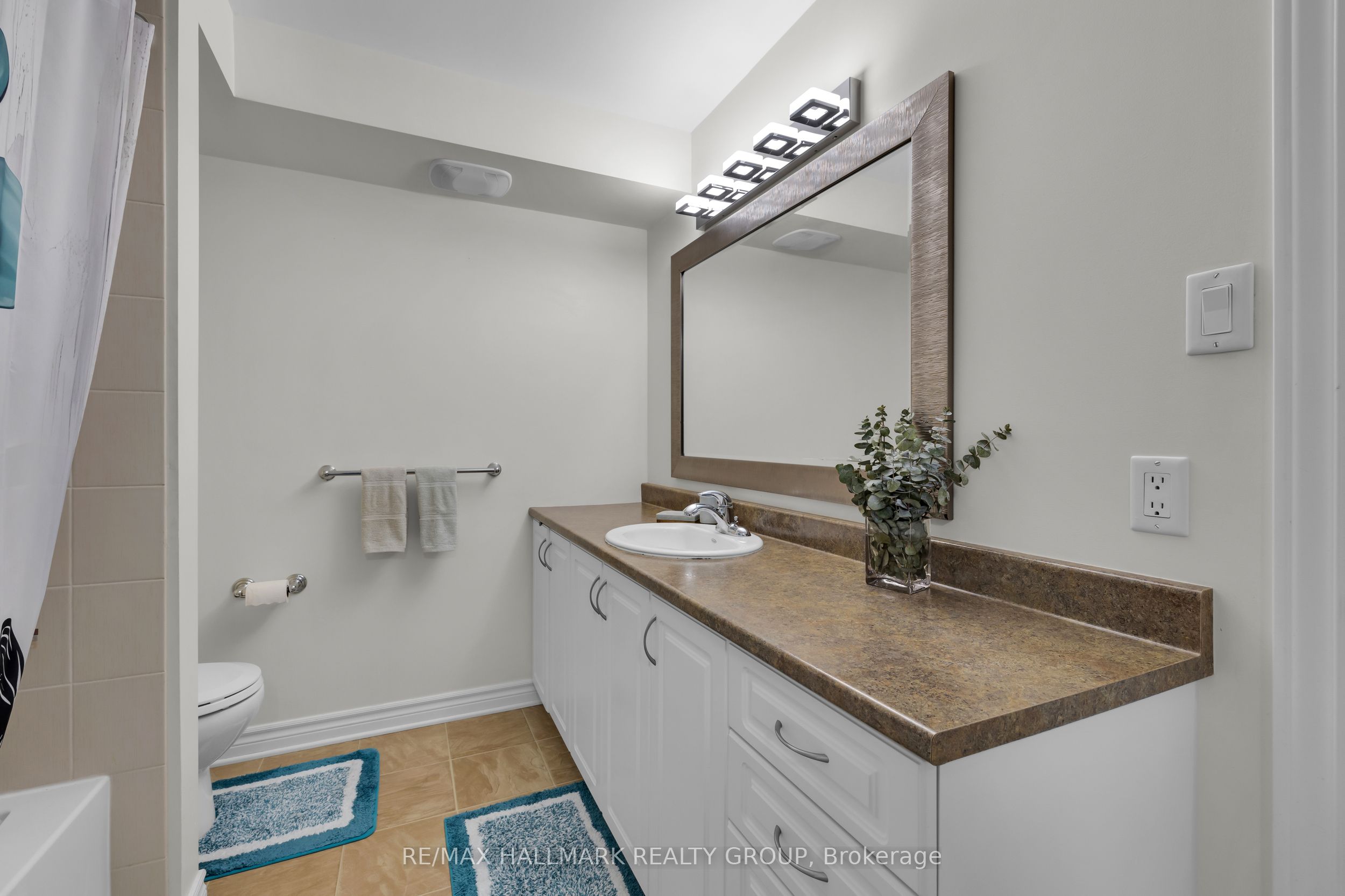 500 Stonefield Private 6 Property Photo 35
