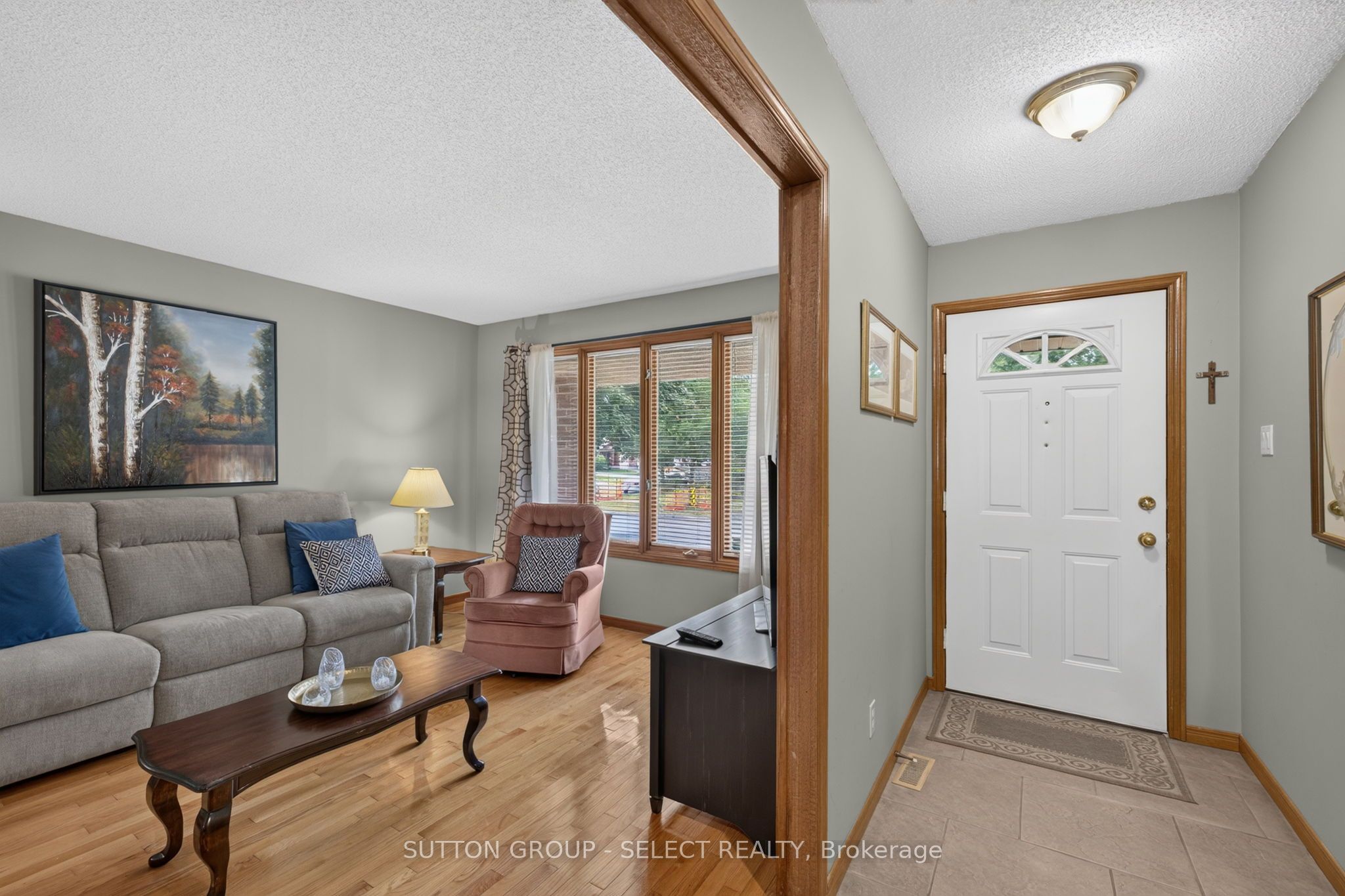 1769 Jalna Boulevard Property Photo 6