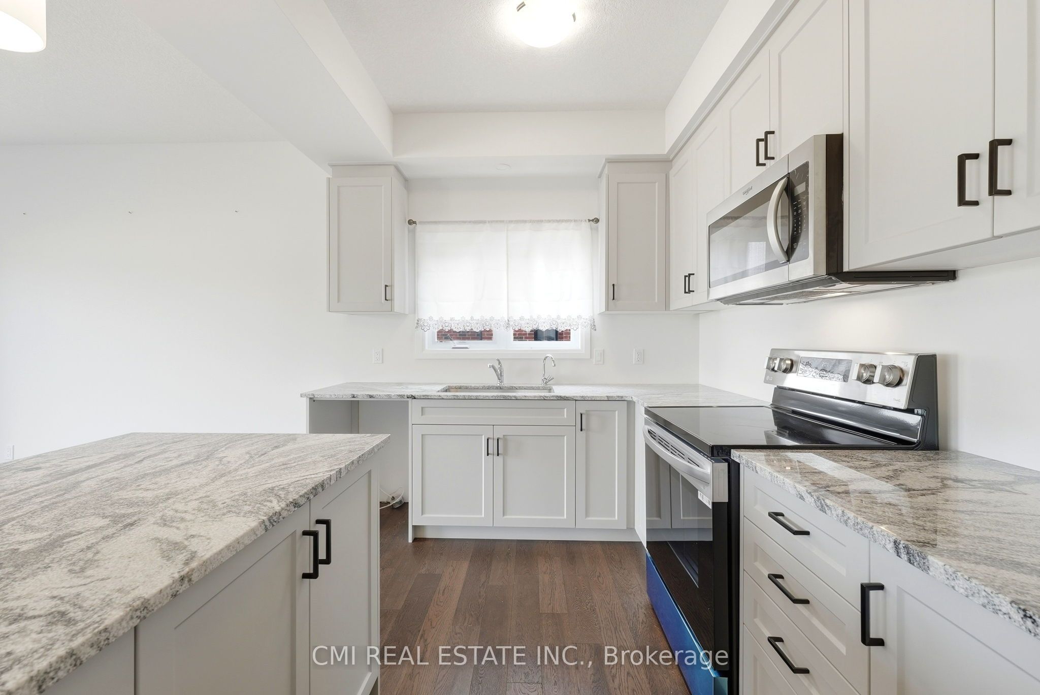 128 Dempsey Drive Property Photo 10