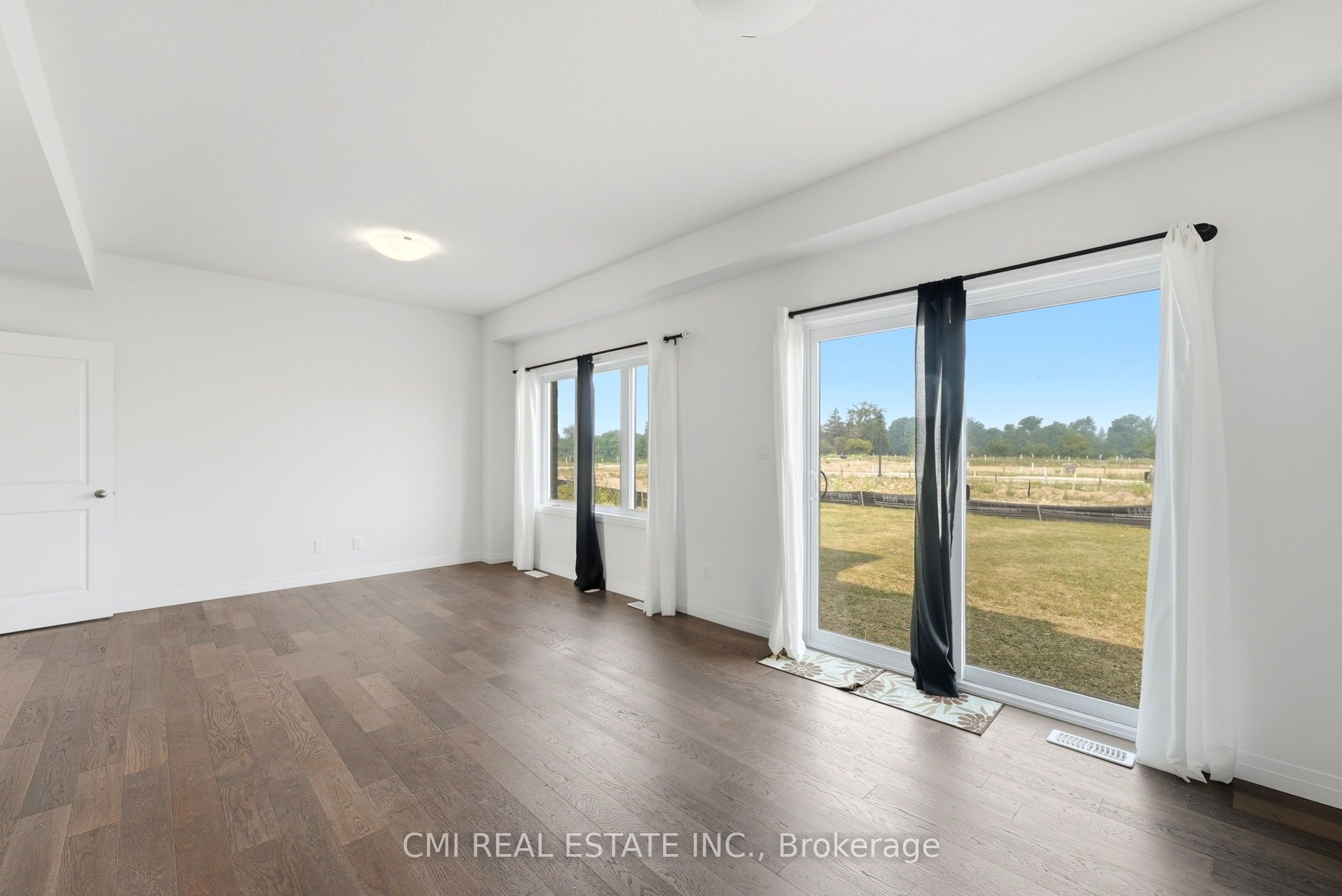 128 Dempsey Drive Property Photo 14