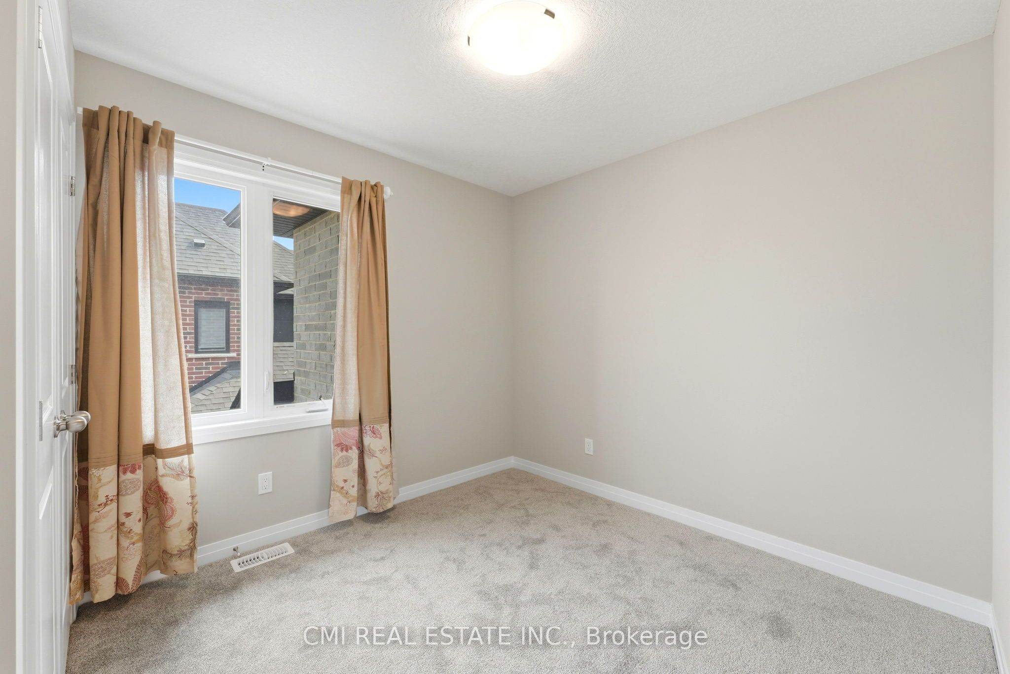 128 Dempsey Drive Property Photo 17