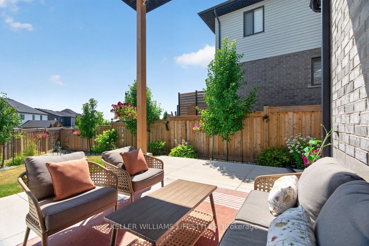 21 Locky Lane Property Photo 35