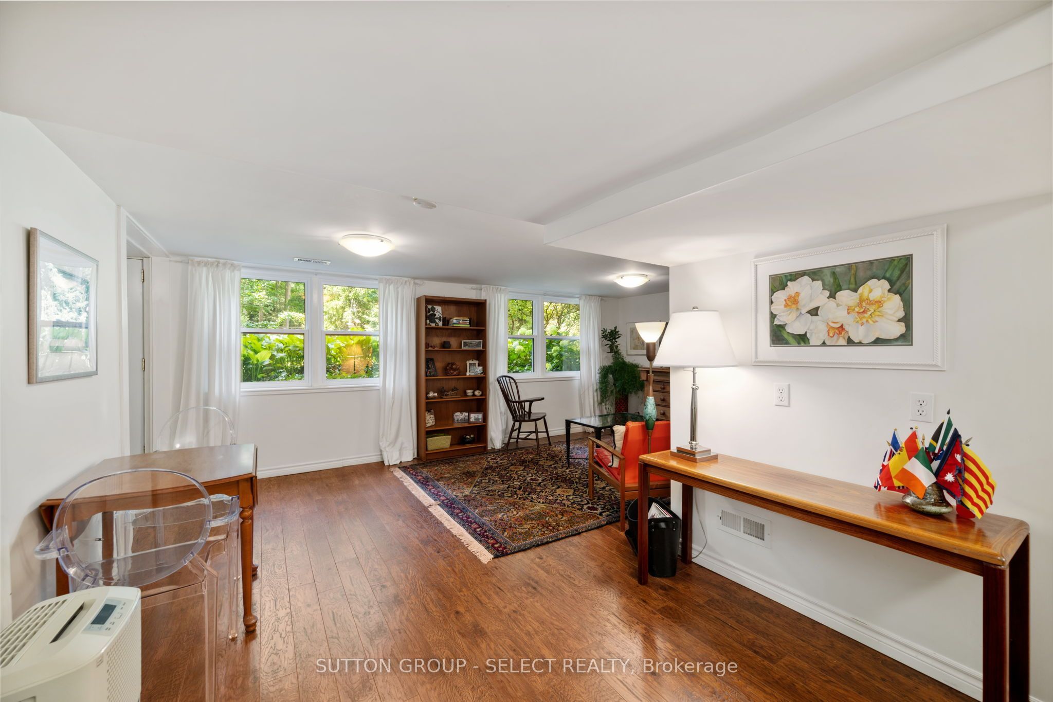 536 Adevon Avenue Property Photo 29