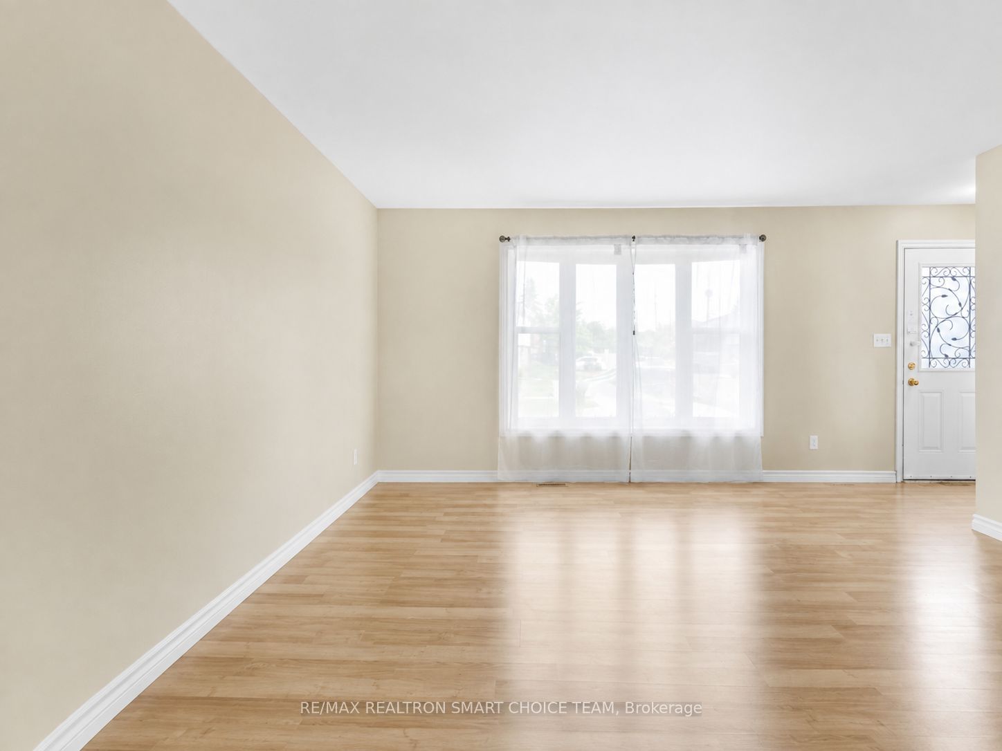 971 Oakview Avenue Property Photo 10