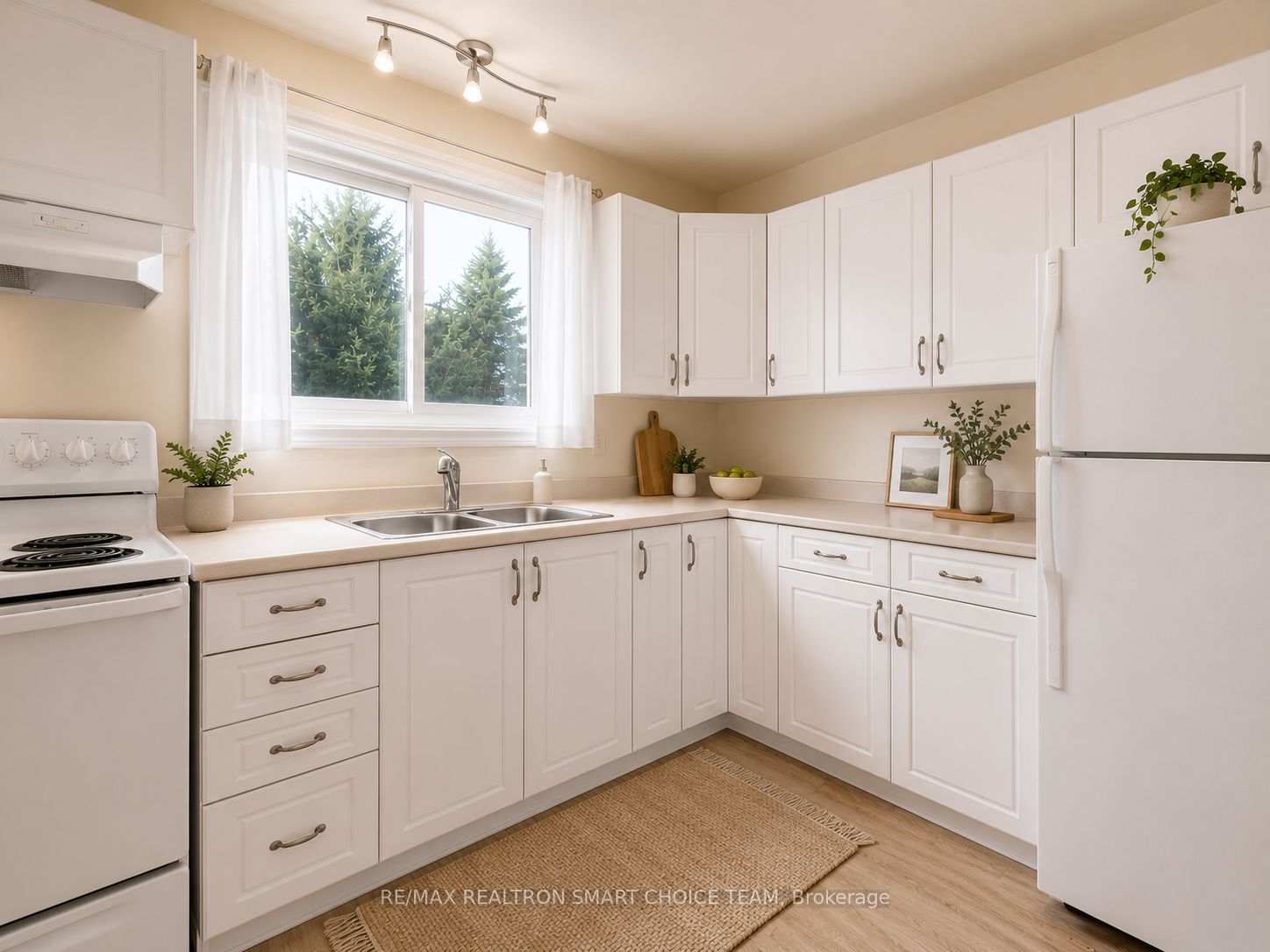 971 Oakview Avenue Property Photo 16