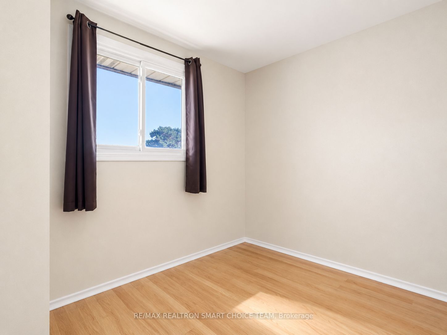 971 Oakview Avenue Property Photo 28