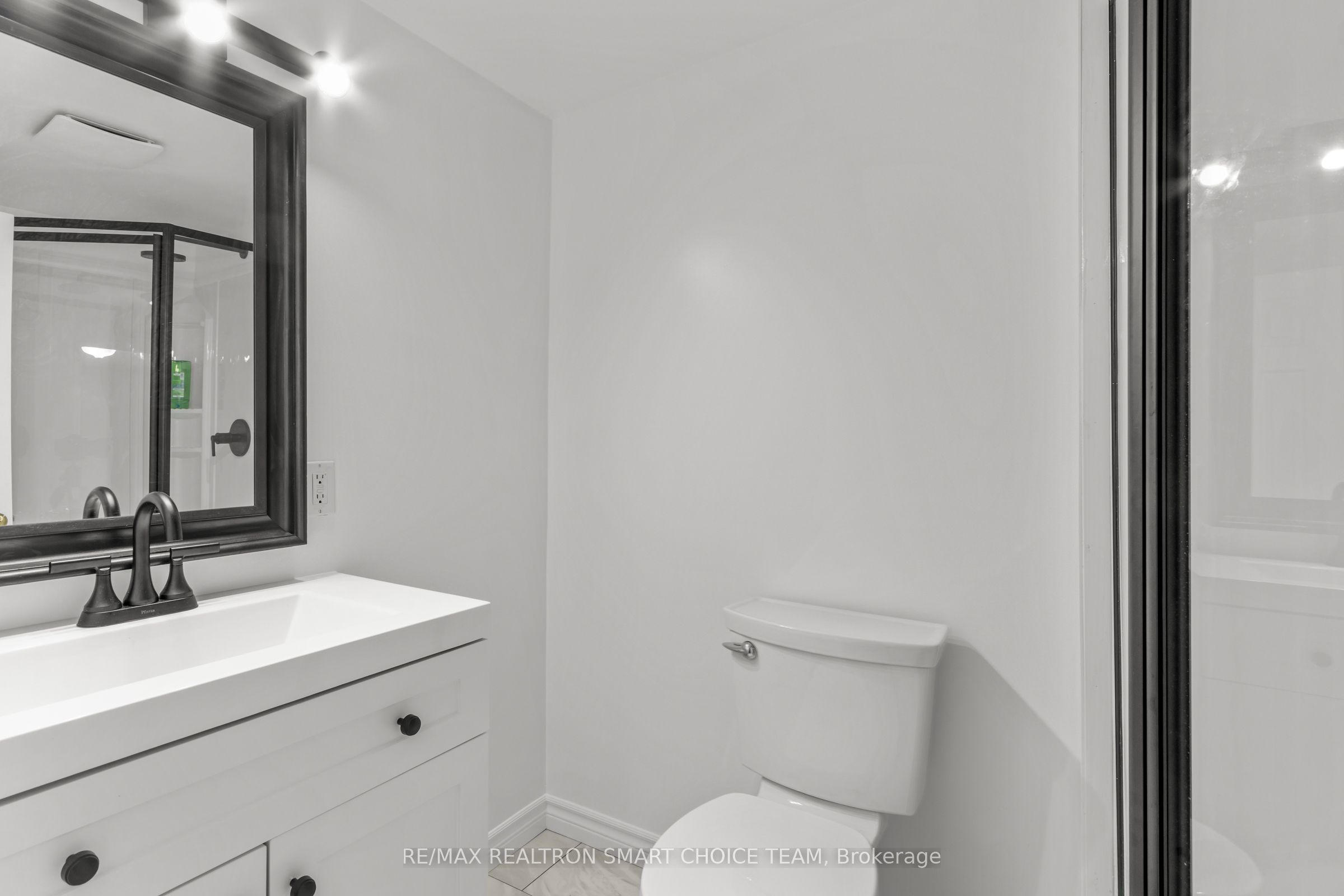 971 Oakview Avenue Property Photo 35