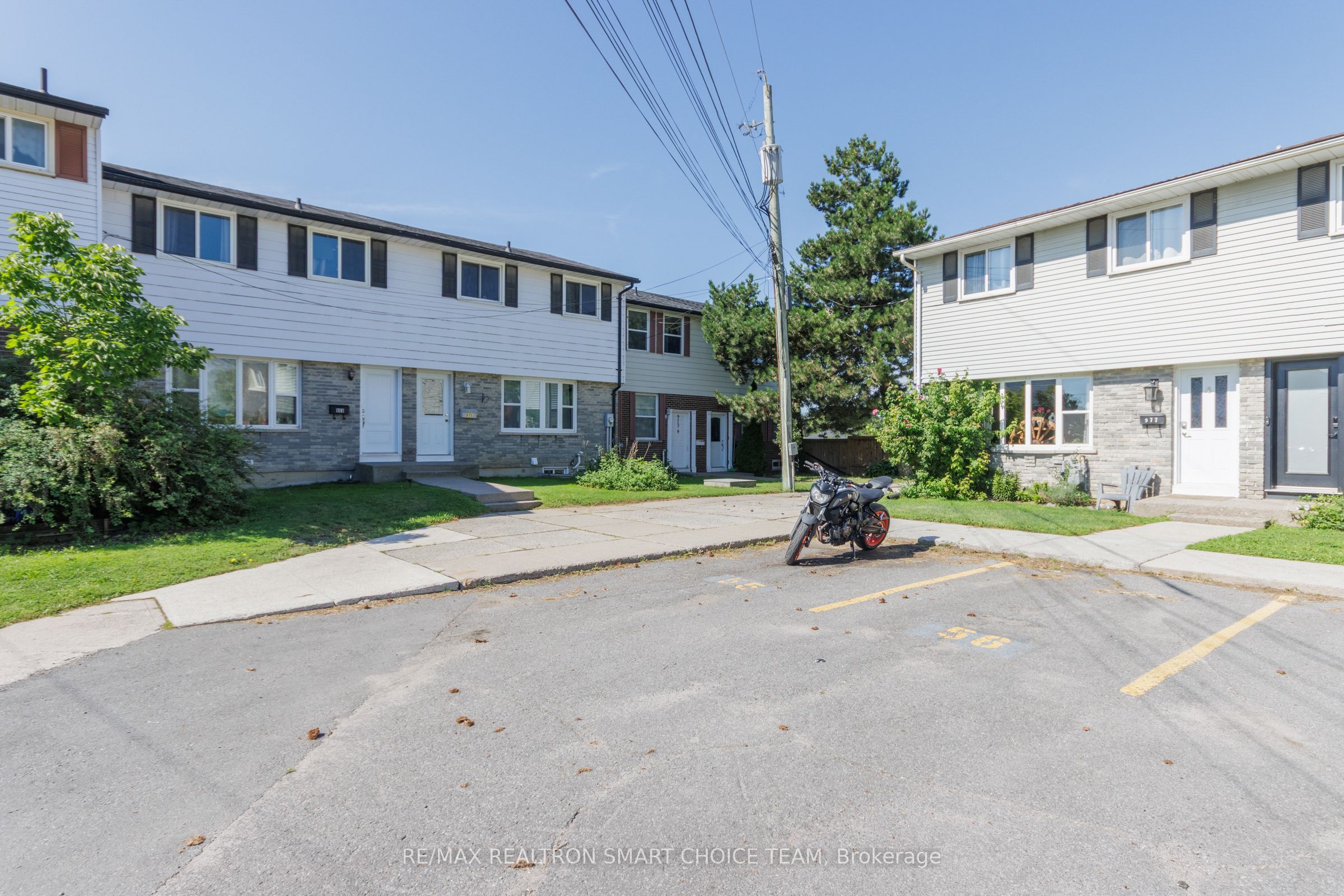 971 Oakview Avenue Property Photo 39