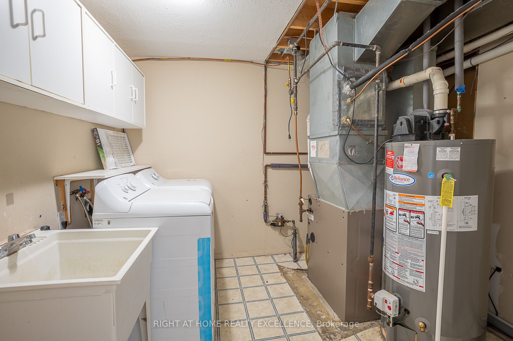 1007 Elgin Street N Property Photo 25