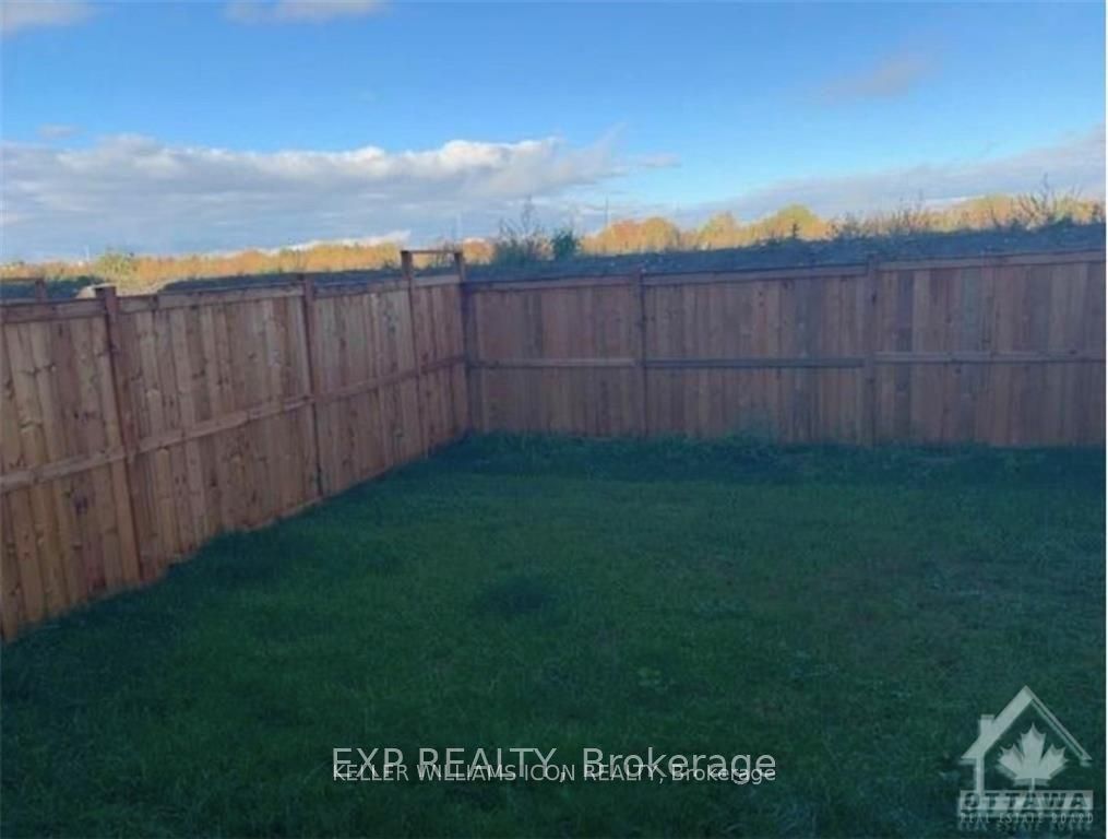 113 Cranesbill Road Property Photo 15