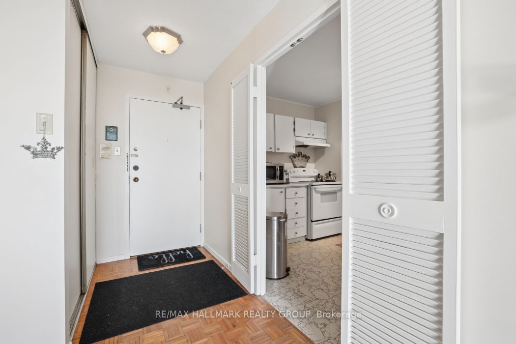 2951 Riverside Drive 801 Property Photo 6