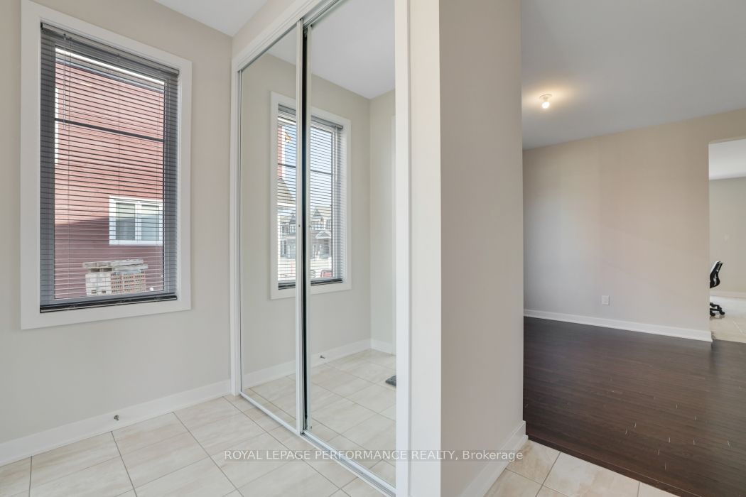 119 Hackamore Crescent Property Photo 3
