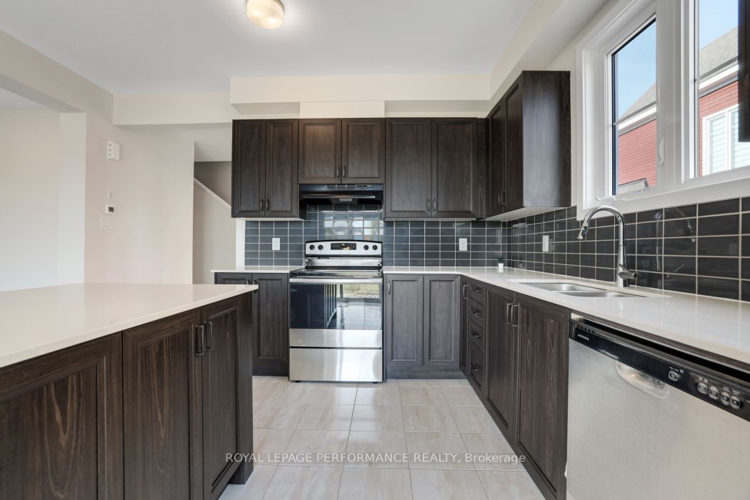 119 Hackamore Crescent Property Photo 13