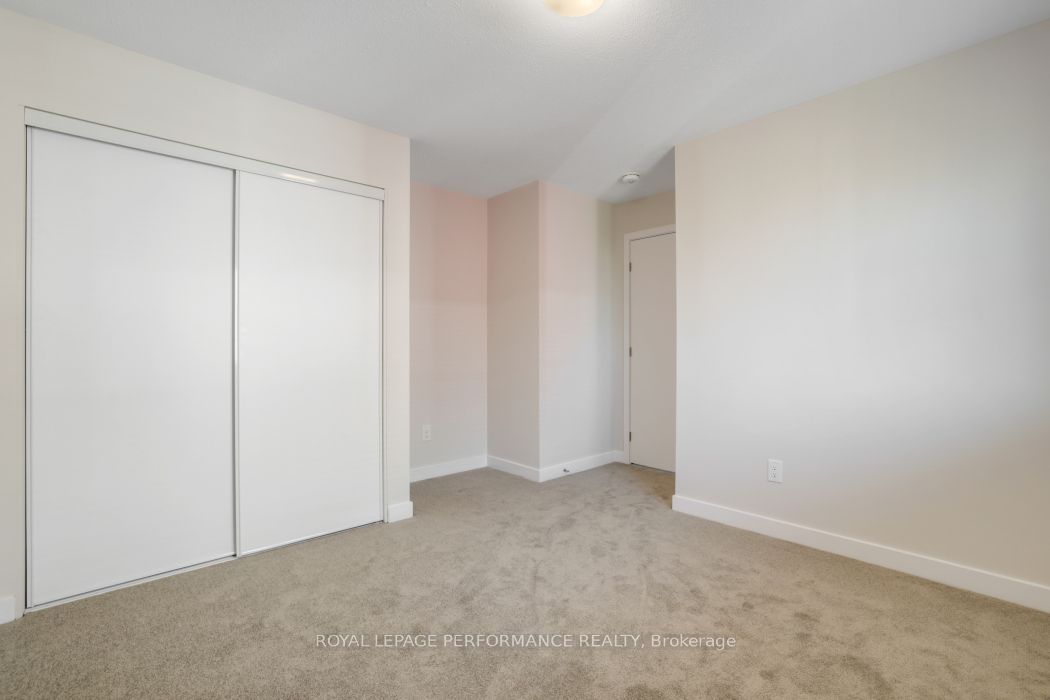 119 Hackamore Crescent Property Photo 32
