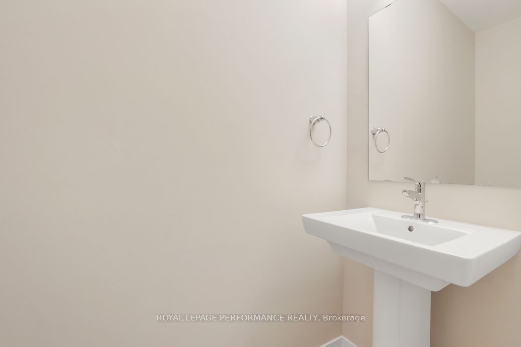 119 Hackamore Crescent Property Photo 33