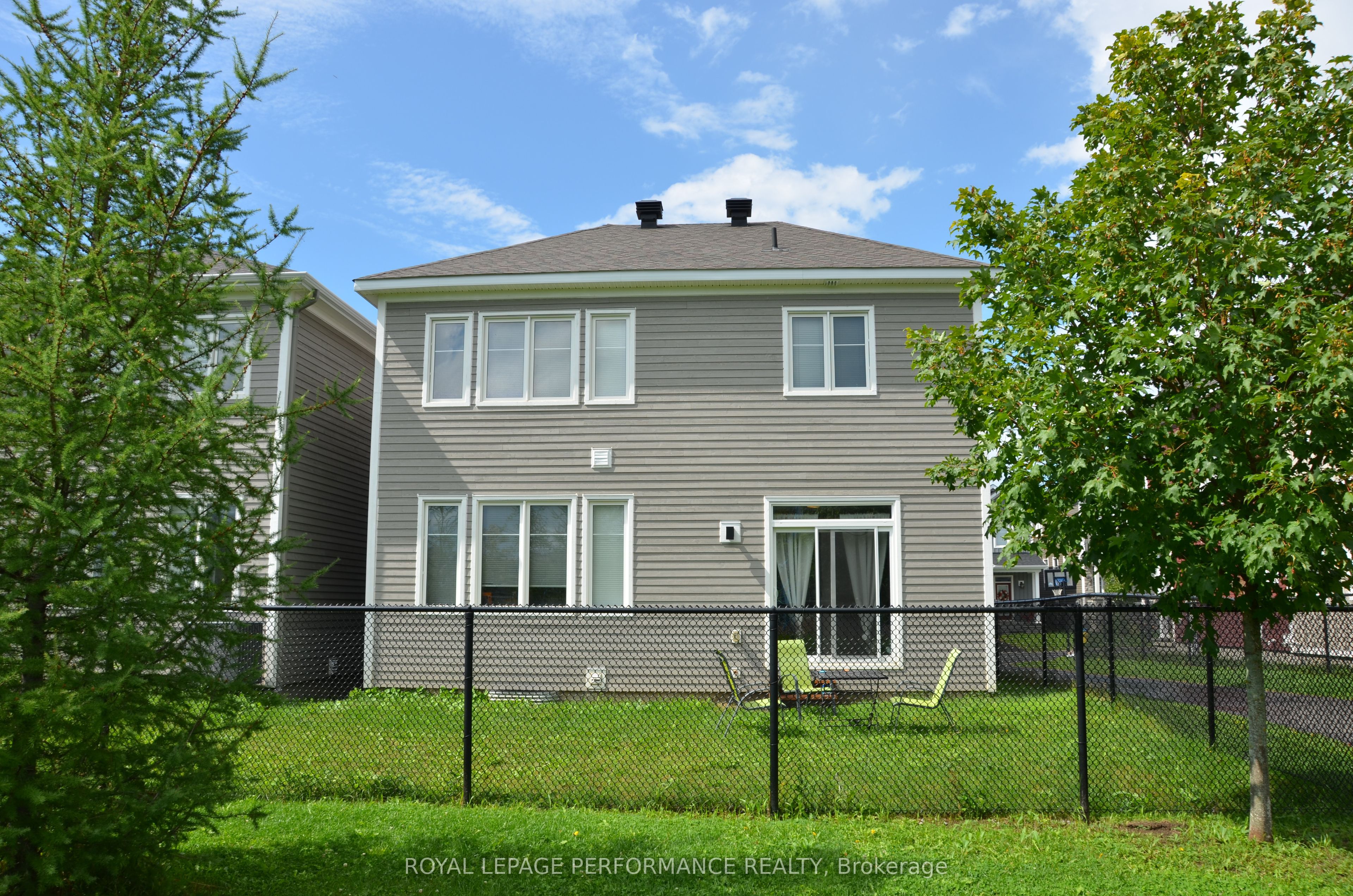 119 Hackamore Crescent Property Photo 38