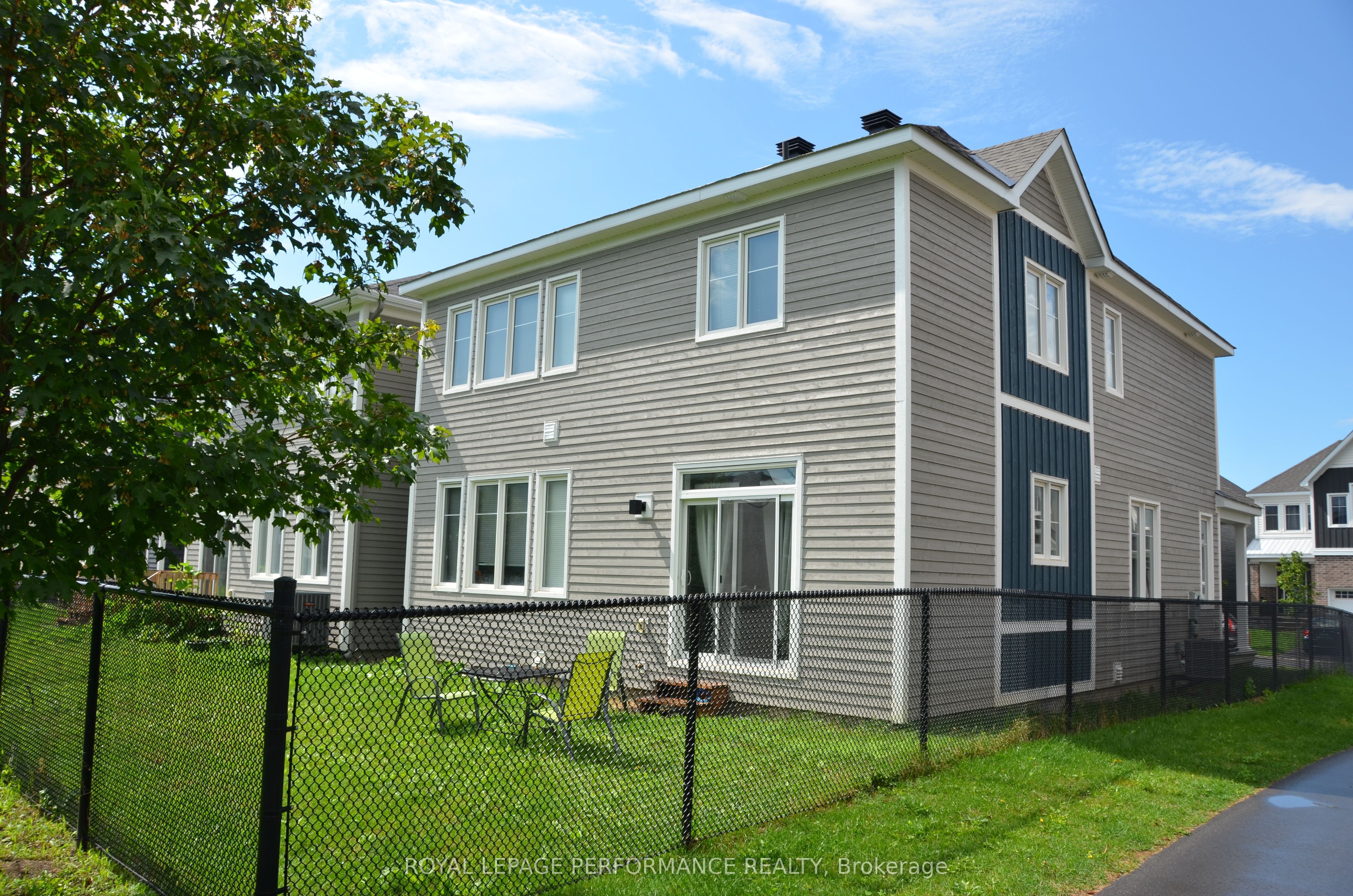119 Hackamore Crescent Property Photo 40