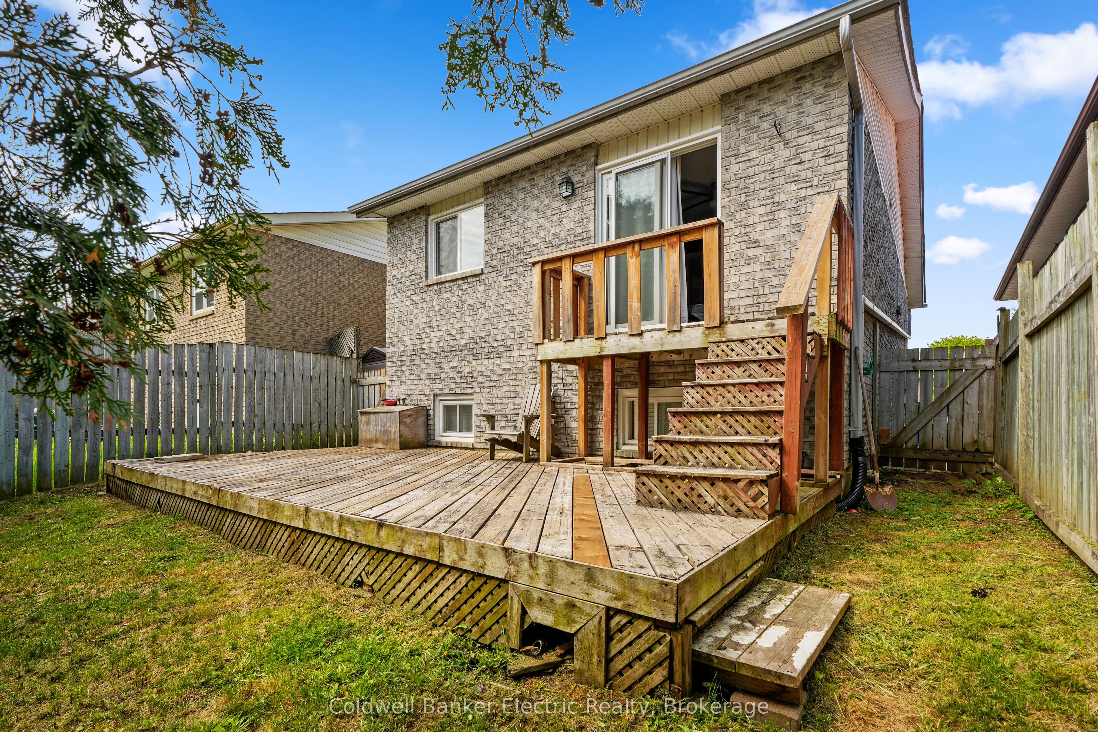 802 Mountain Ash Road Property Photo 22