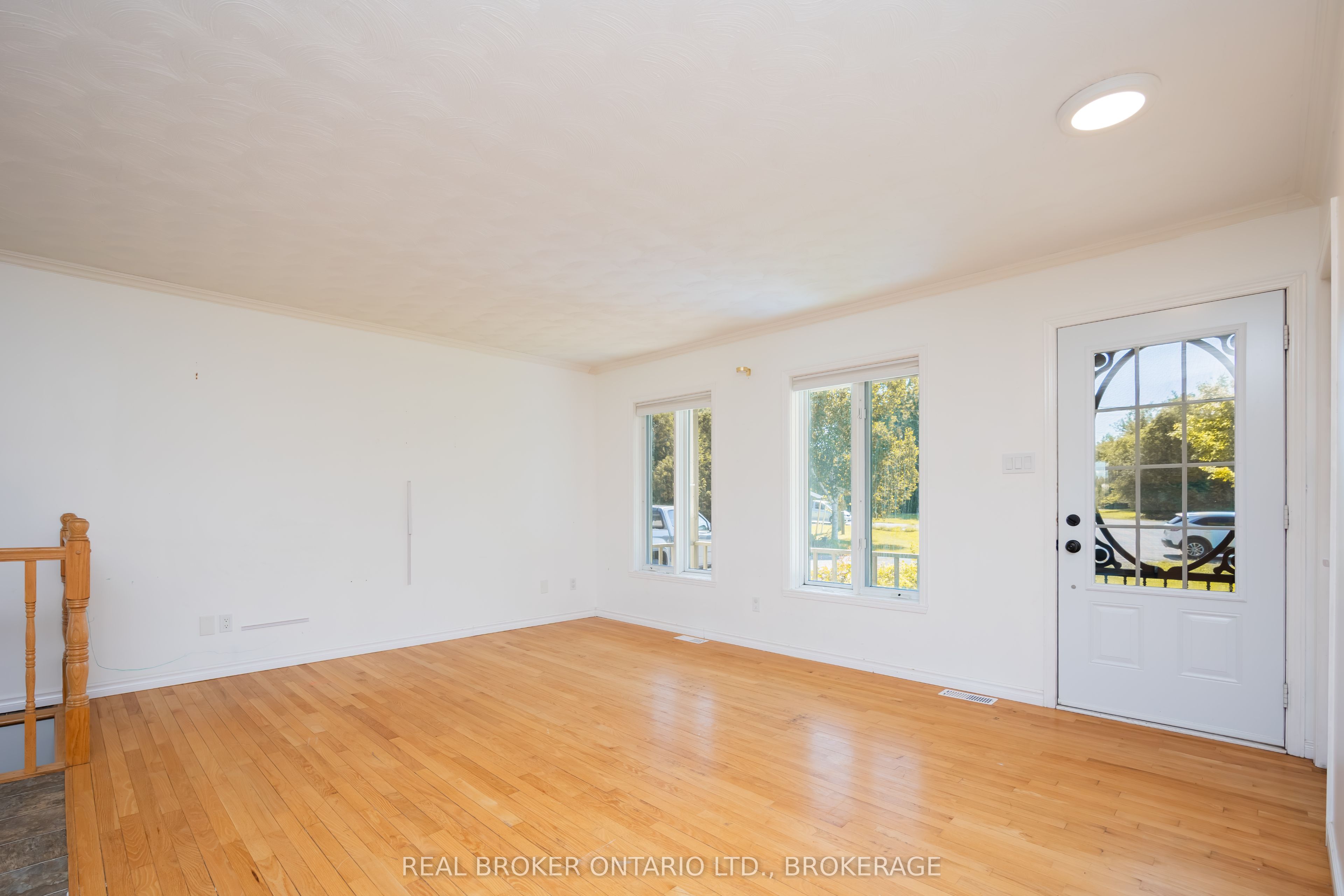 4057 Lefebvre Street Property Photo 6