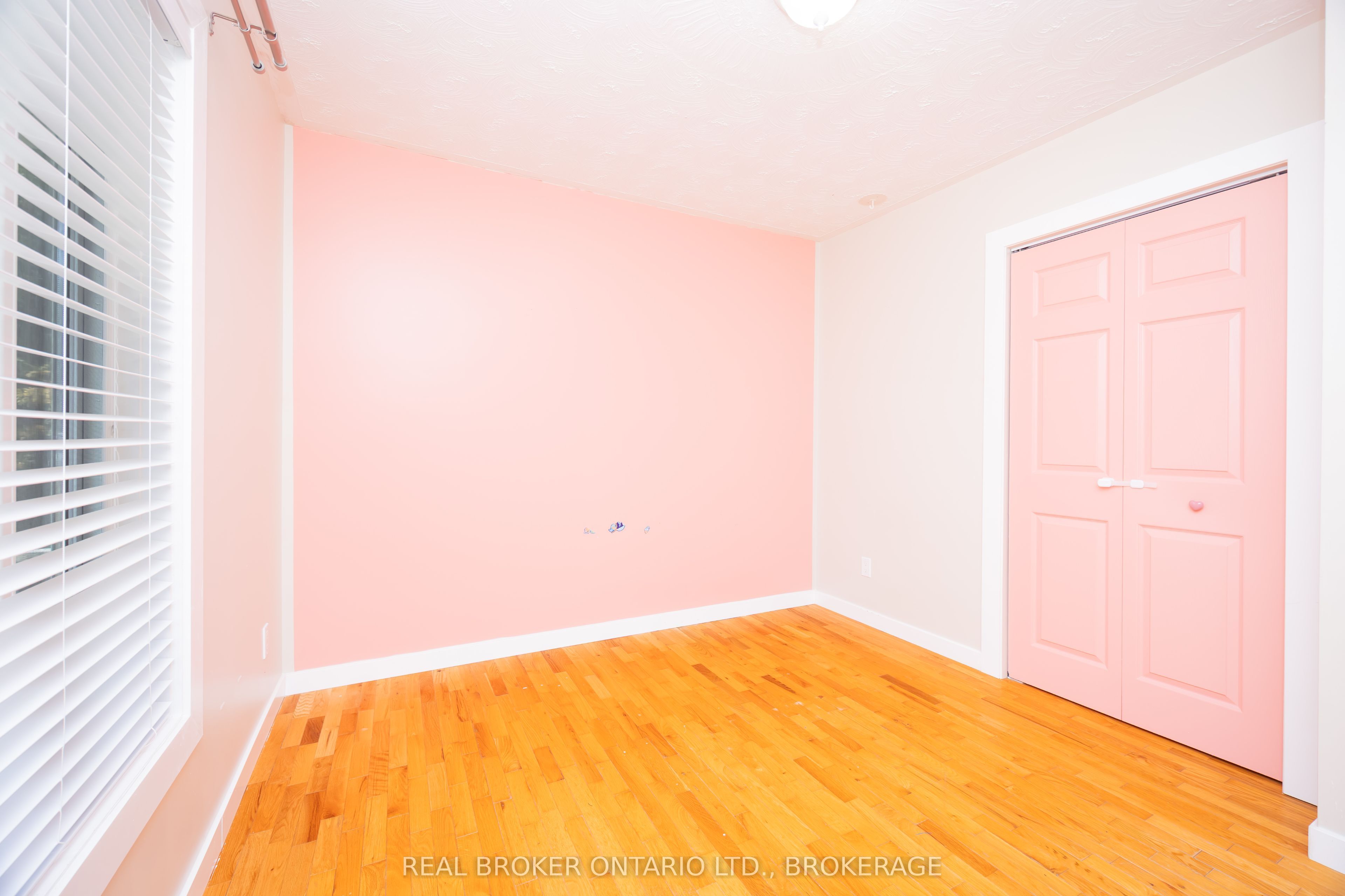 4057 Lefebvre Street Property Photo 21