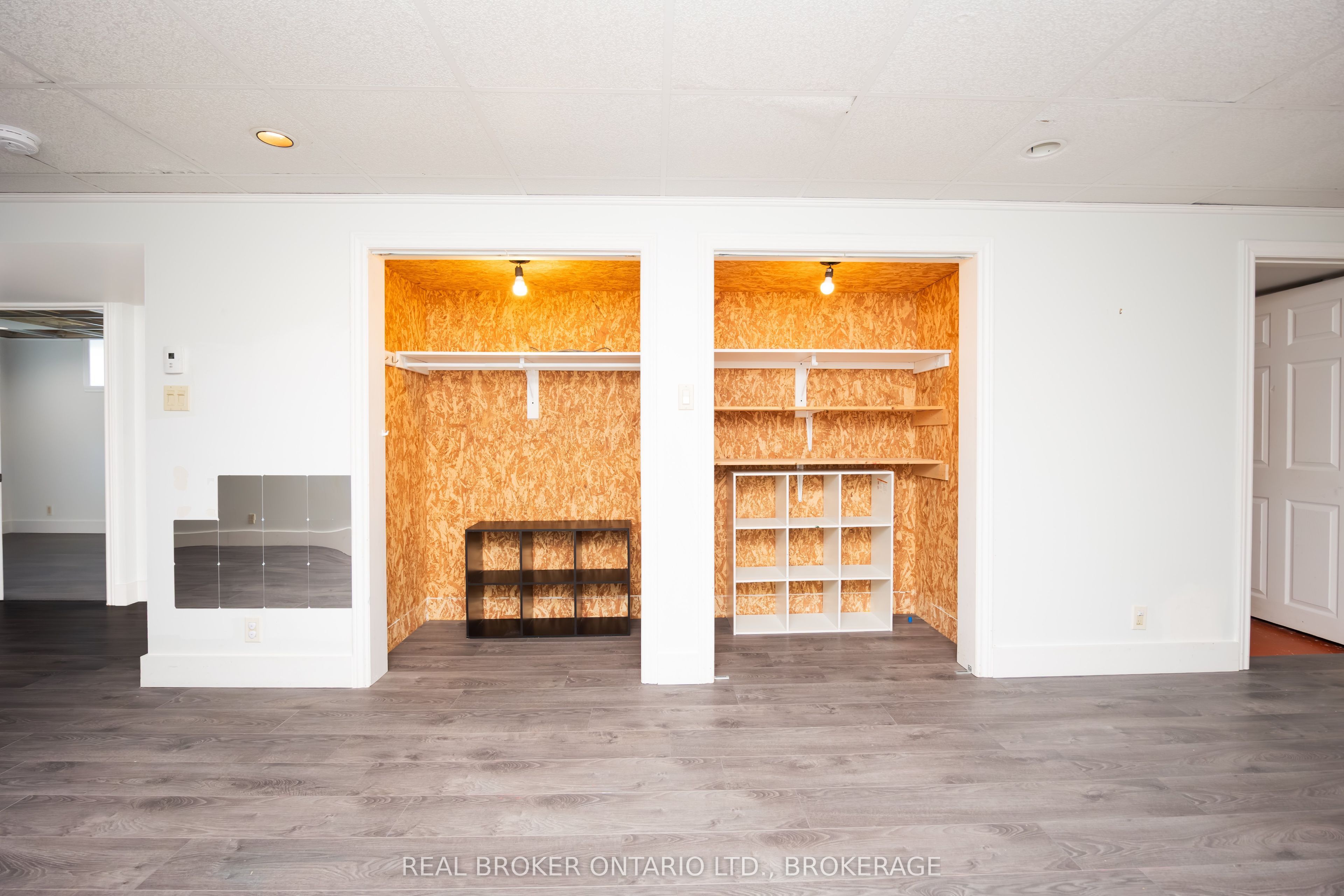 4057 Lefebvre Street Property Photo 28