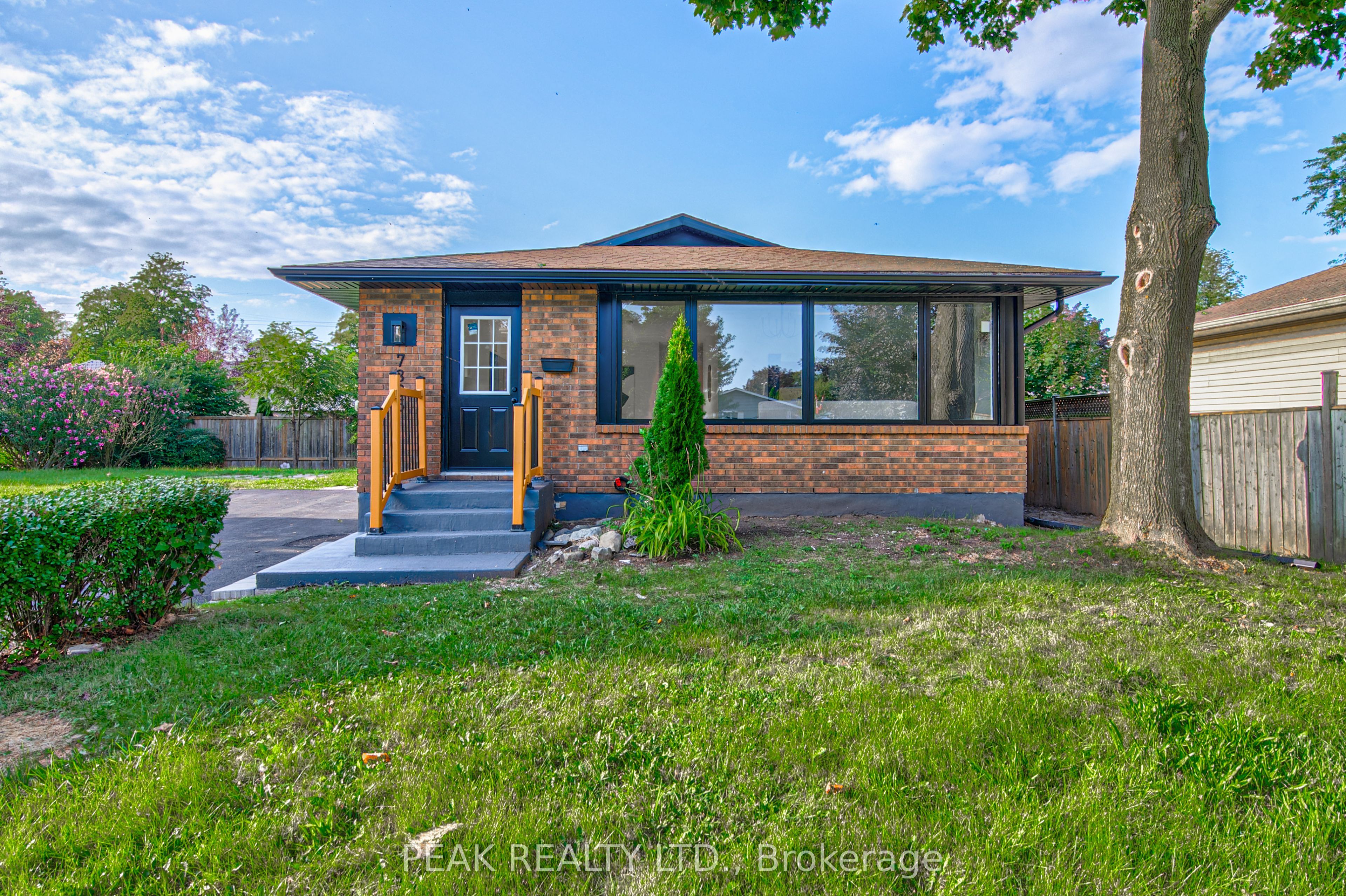 7385 North Dorset Place Property Photo 1