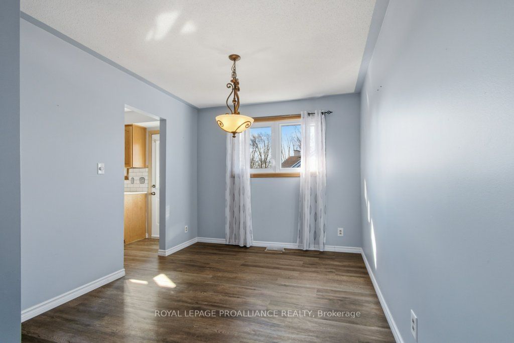 4 O'neil Crescent Property Photo 8