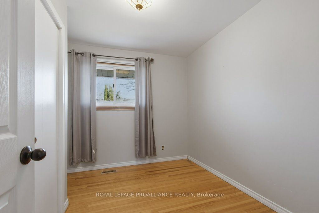 4 O'neil Crescent Property Photo 16