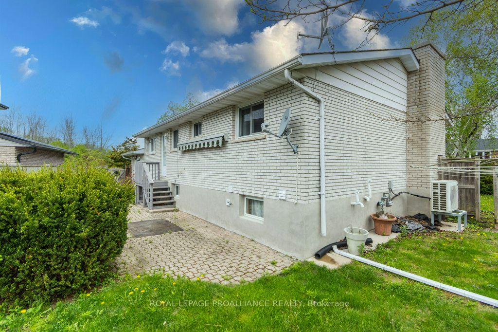 4 O'neil Crescent Property Photo 27