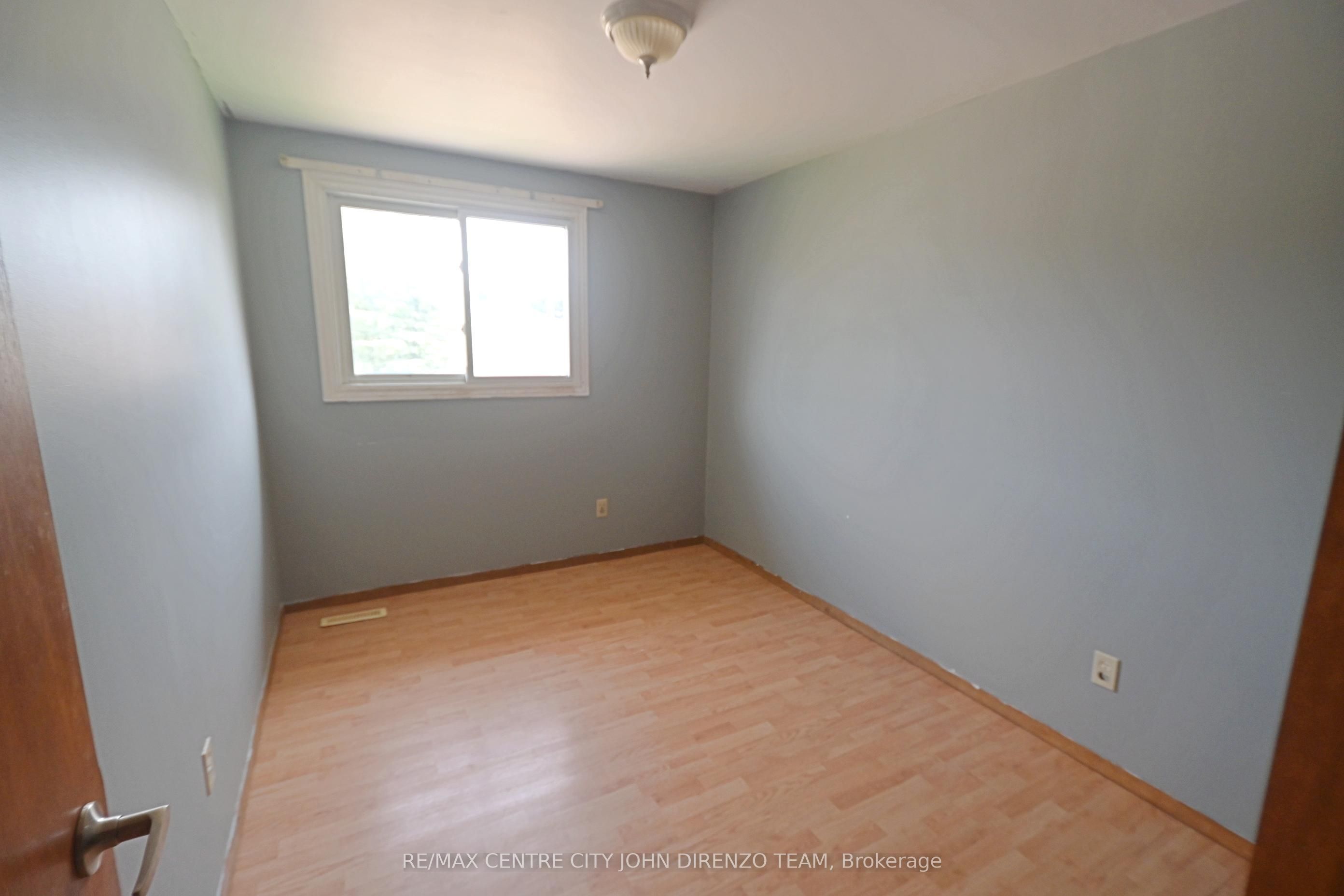 83 Confederation Drive Property Photo 6