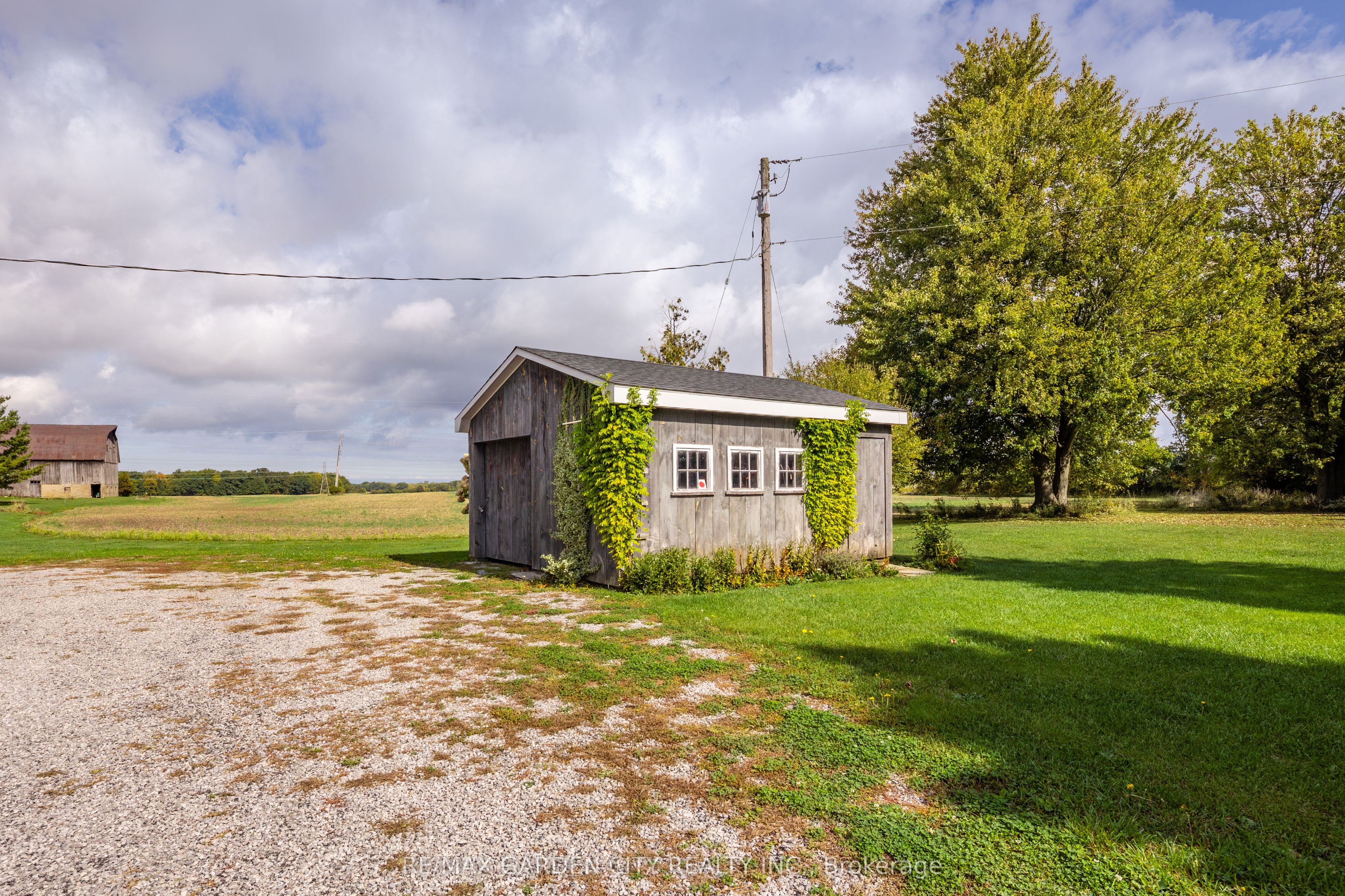 2432 Seburn Road Property Photo 6