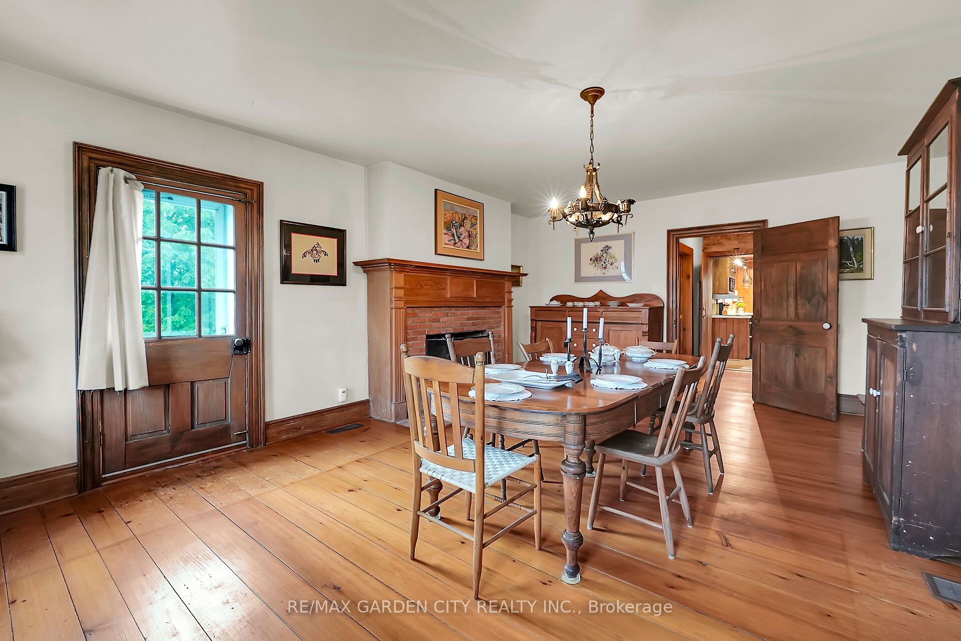 2432 Seburn Road Property Photo 15