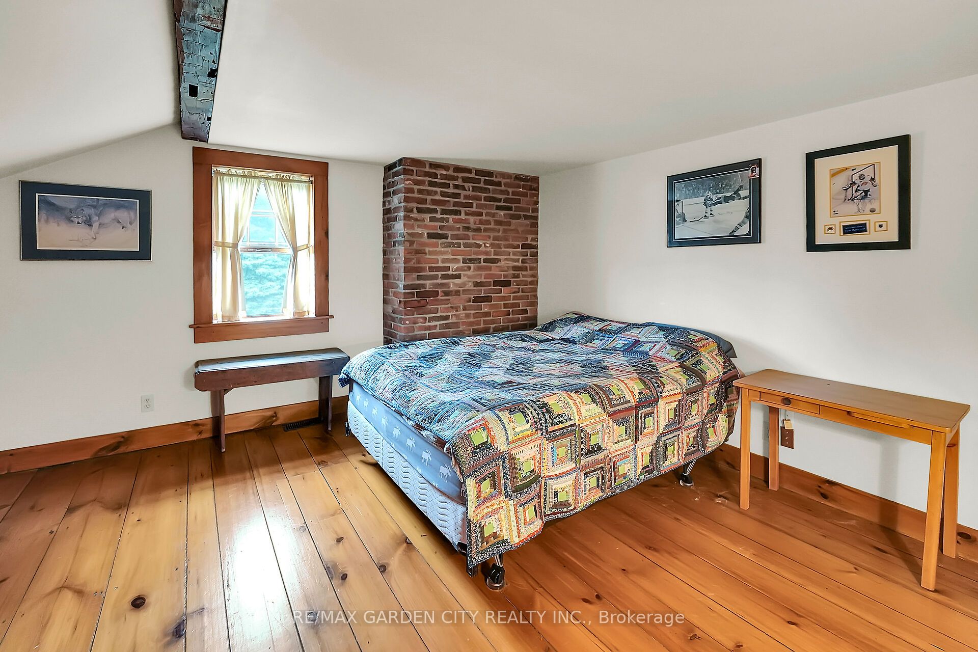 2432 Seburn Road Property Photo 23
